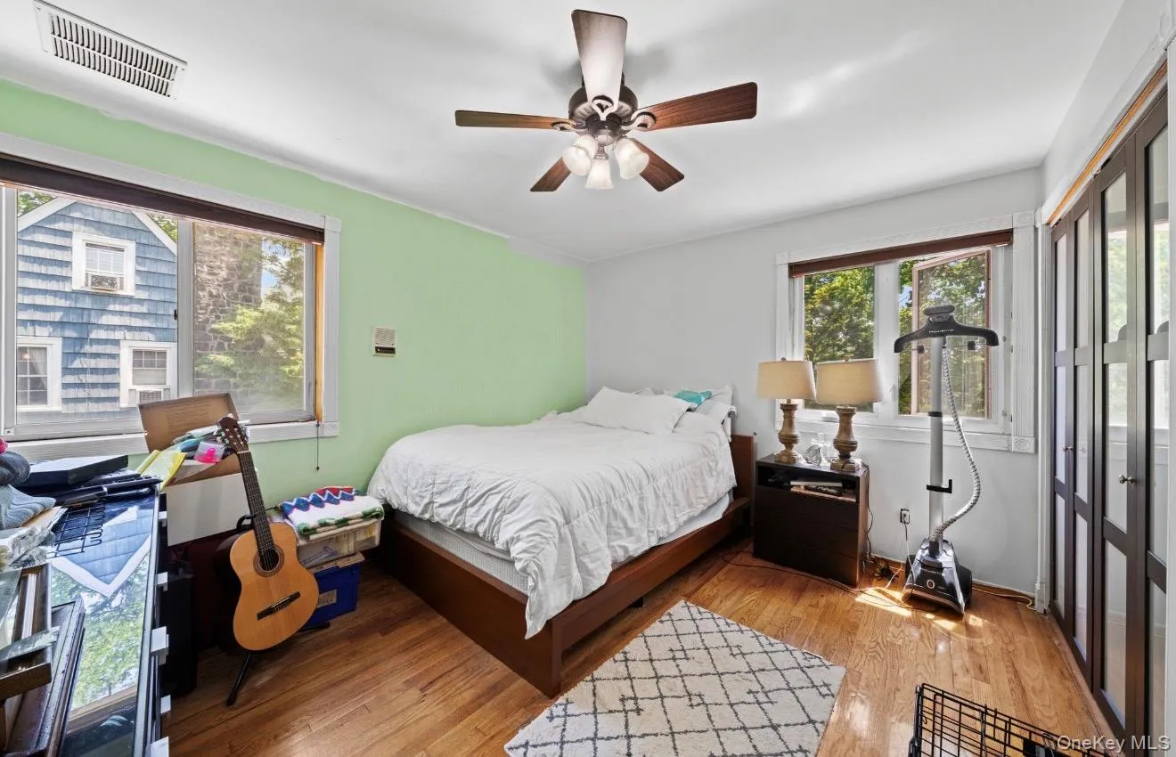 16015 13th Avenue, New York, NY, 4 Bedrooms Bedrooms, 9 Rooms Rooms,2 BathroomsBathrooms,Residential,For Rent,13th,0,978843 16015 13th Avenue, New York, NY, 4 Bedrooms Bedrooms, 9 Rooms Rooms,2 BathroomsBathrooms,Residential,For Rent,13th,0,978843