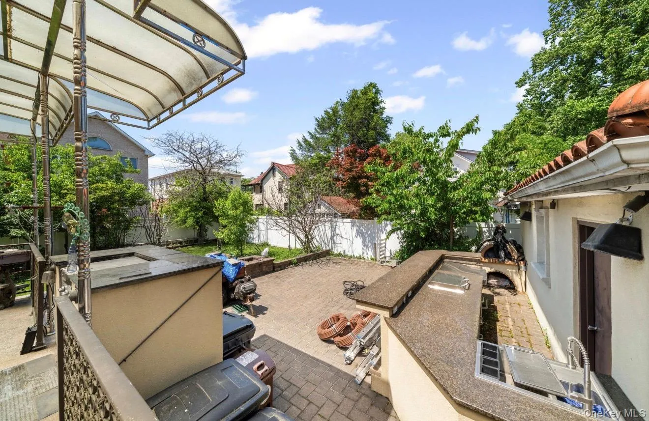 16015 13th Avenue, New York, NY, 4 Bedrooms Bedrooms, 9 Rooms Rooms,2 BathroomsBathrooms,Residential,For Rent,13th,0,978843 16015 13th Avenue, New York, NY, 4 Bedrooms Bedrooms, 9 Rooms Rooms,2 BathroomsBathrooms,Residential,For Rent,13th,0,978843