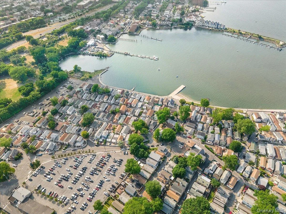 22B Edgewater Park, New York, NY, ,Land,For Rent,Edgewater,0,978846 22B Edgewater Park, New York, NY, ,Land,For Rent,Edgewater,0,978846