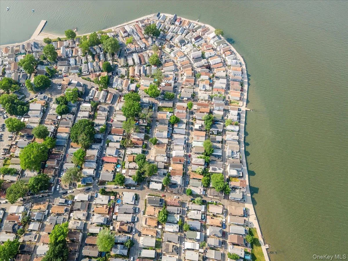 22B Edgewater Park, New York, NY, ,Land,For Rent,Edgewater,0,978846 22B Edgewater Park, New York, NY, ,Land,For Rent,Edgewater,0,978846