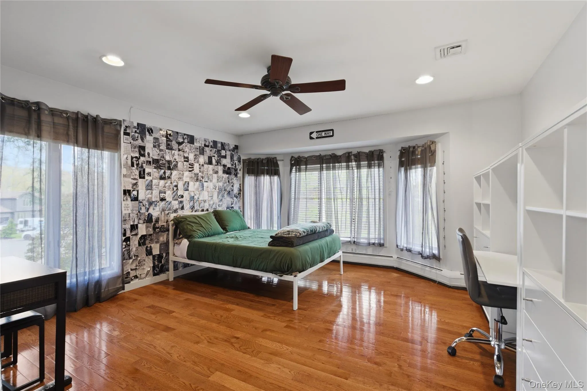 13 Zeck Court, Ramapo, NY, 5 Bedrooms Bedrooms, 14 Rooms Rooms,4 BathroomsBathrooms,Residential,For Rent,Zeck,0,978851 13 Zeck Court, Ramapo, NY, 5 Bedrooms Bedrooms, 14 Rooms Rooms,4 BathroomsBathrooms,Residential,For Rent,Zeck,0,978851