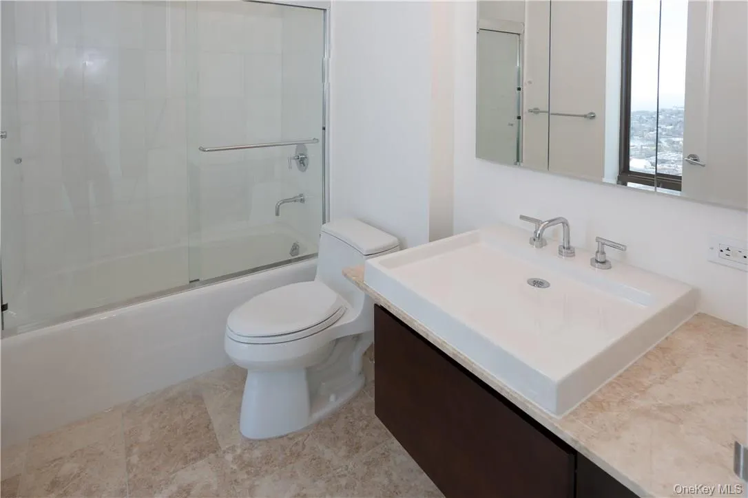 Second bedroom full bath. Second bedroom full bath.