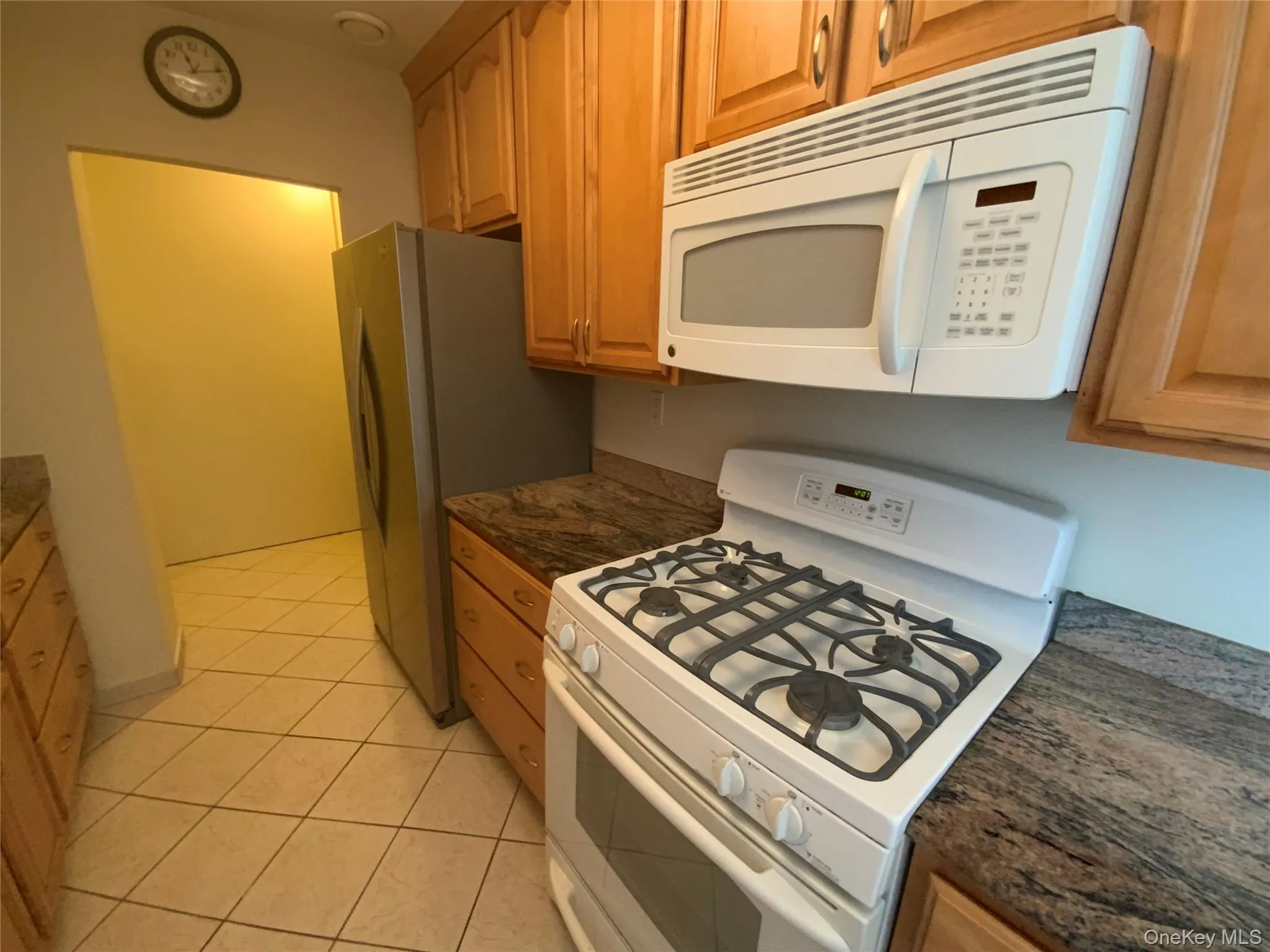 26910 Grand Central Parkway, New York, NY, 1 Bedroom Bedrooms, 5 Rooms Rooms,1 BathroomBathrooms,Residential Lease,For Rent,Grand Central,0,978863 26910 Grand Central Parkway, New York, NY, 1 Bedroom Bedrooms, 5 Rooms Rooms,1 BathroomBathrooms,Residential Lease,For Rent,Grand Central,0,978863