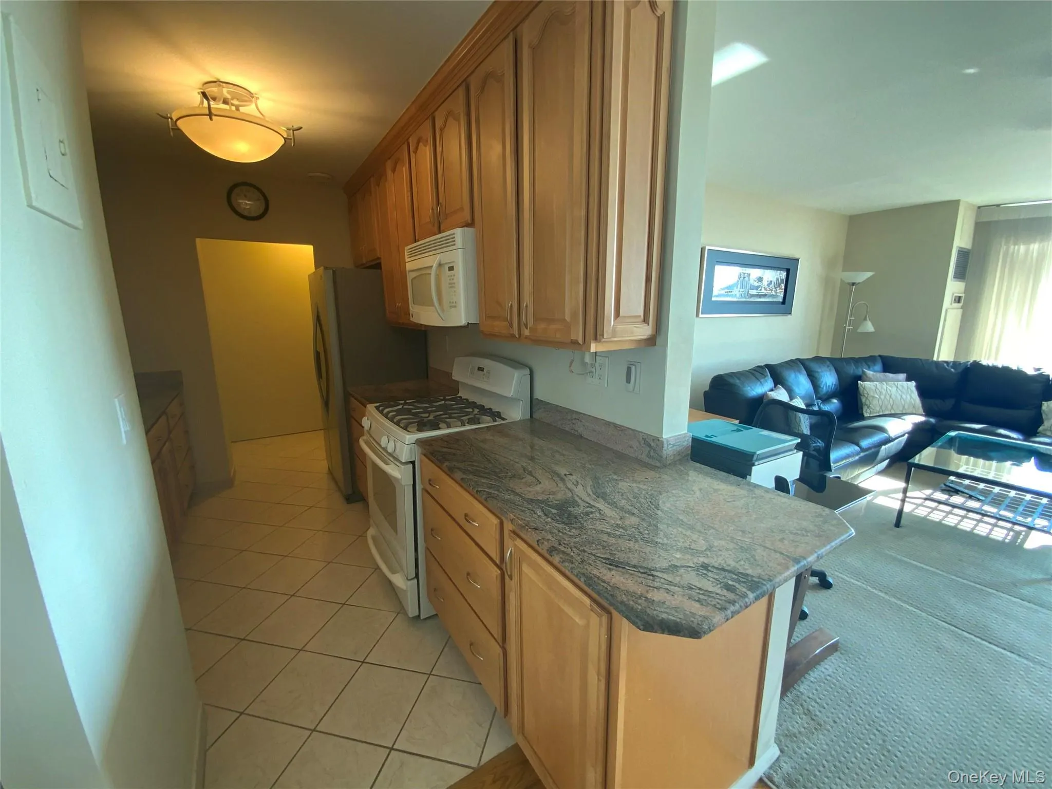 26910 Grand Central Parkway, New York, NY, 1 Bedroom Bedrooms, 5 Rooms Rooms,1 BathroomBathrooms,Residential Lease,For Rent,Grand Central,0,978863 26910 Grand Central Parkway, New York, NY, 1 Bedroom Bedrooms, 5 Rooms Rooms,1 BathroomBathrooms,Residential Lease,For Rent,Grand Central,0,978863