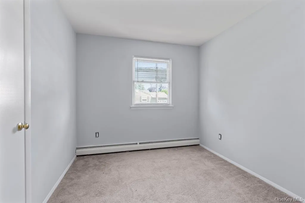 49 Georgia Street, Huntington, NY, 3 Bedrooms Bedrooms, 6 Rooms Rooms,1 BathroomBathrooms,Residential Lease,For Rent,Georgia,0,978882 49 Georgia Street, Huntington, NY, 3 Bedrooms Bedrooms, 6 Rooms Rooms,1 BathroomBathrooms,Residential Lease,For Rent,Georgia,0,978882