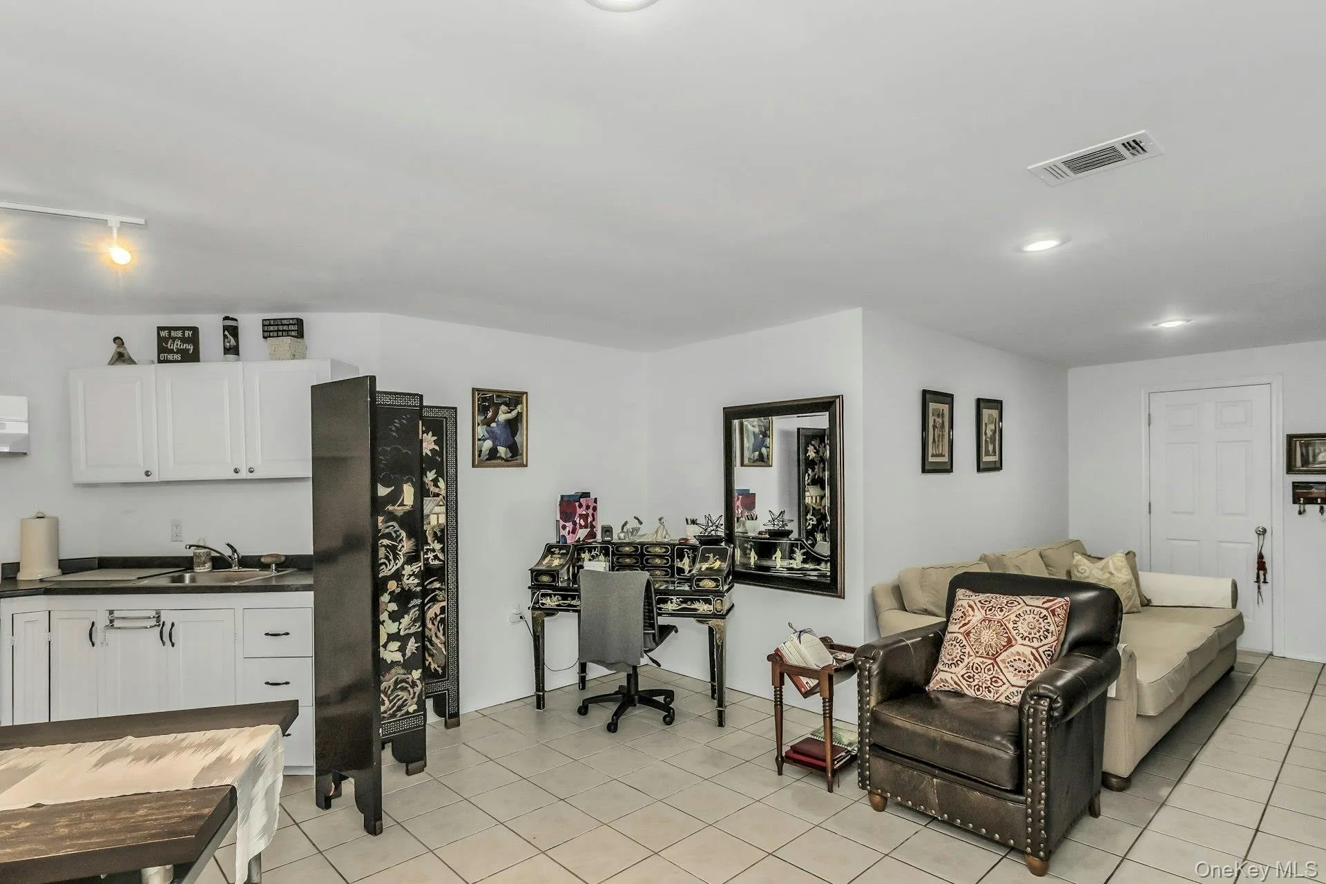 104 B Squiretown Road, Southampton, NY, 4 Bedrooms Bedrooms, 9 Rooms Rooms,4 BathroomsBathrooms,Residential,For Rent,Squiretown,0,978884 104 B Squiretown Road, Southampton, NY, 4 Bedrooms Bedrooms, 9 Rooms Rooms,4 BathroomsBathrooms,Residential,For Rent,Squiretown,0,978884