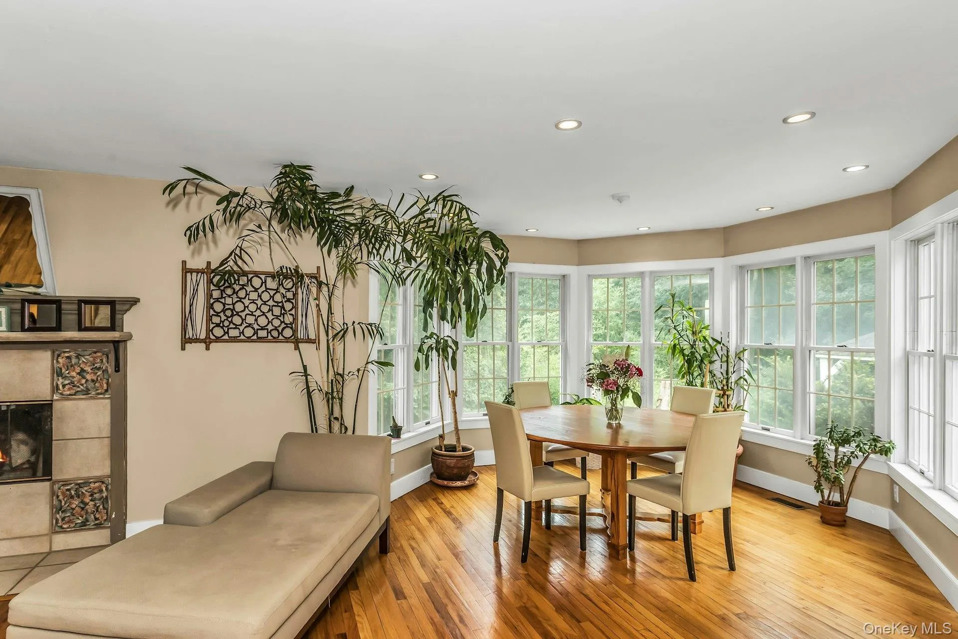 104 B Squiretown Road, Southampton, NY, 4 Bedrooms Bedrooms, 9 Rooms Rooms,4 BathroomsBathrooms,Residential,For Rent,Squiretown,0,978884 104 B Squiretown Road, Southampton, NY, 4 Bedrooms Bedrooms, 9 Rooms Rooms,4 BathroomsBathrooms,Residential,For Rent,Squiretown,0,978884