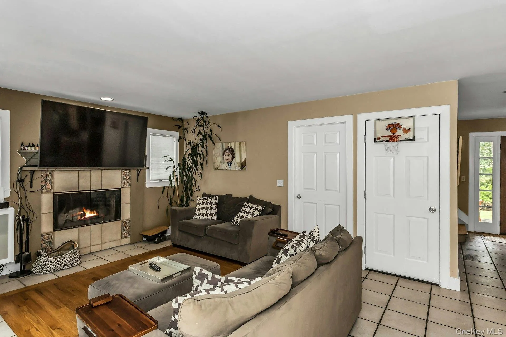 104 B Squiretown Road, Southampton, NY, 4 Bedrooms Bedrooms, 9 Rooms Rooms,4 BathroomsBathrooms,Residential,For Rent,Squiretown,0,978884 104 B Squiretown Road, Southampton, NY, 4 Bedrooms Bedrooms, 9 Rooms Rooms,4 BathroomsBathrooms,Residential,For Rent,Squiretown,0,978884