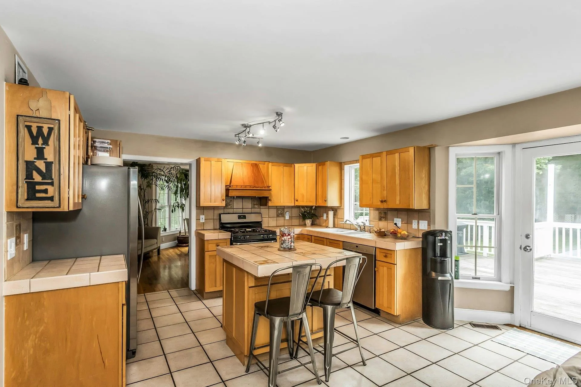 104 B Squiretown Road, Southampton, NY, 4 Bedrooms Bedrooms, 9 Rooms Rooms,4 BathroomsBathrooms,Residential,For Rent,Squiretown,0,978884 104 B Squiretown Road, Southampton, NY, 4 Bedrooms Bedrooms, 9 Rooms Rooms,4 BathroomsBathrooms,Residential,For Rent,Squiretown,0,978884