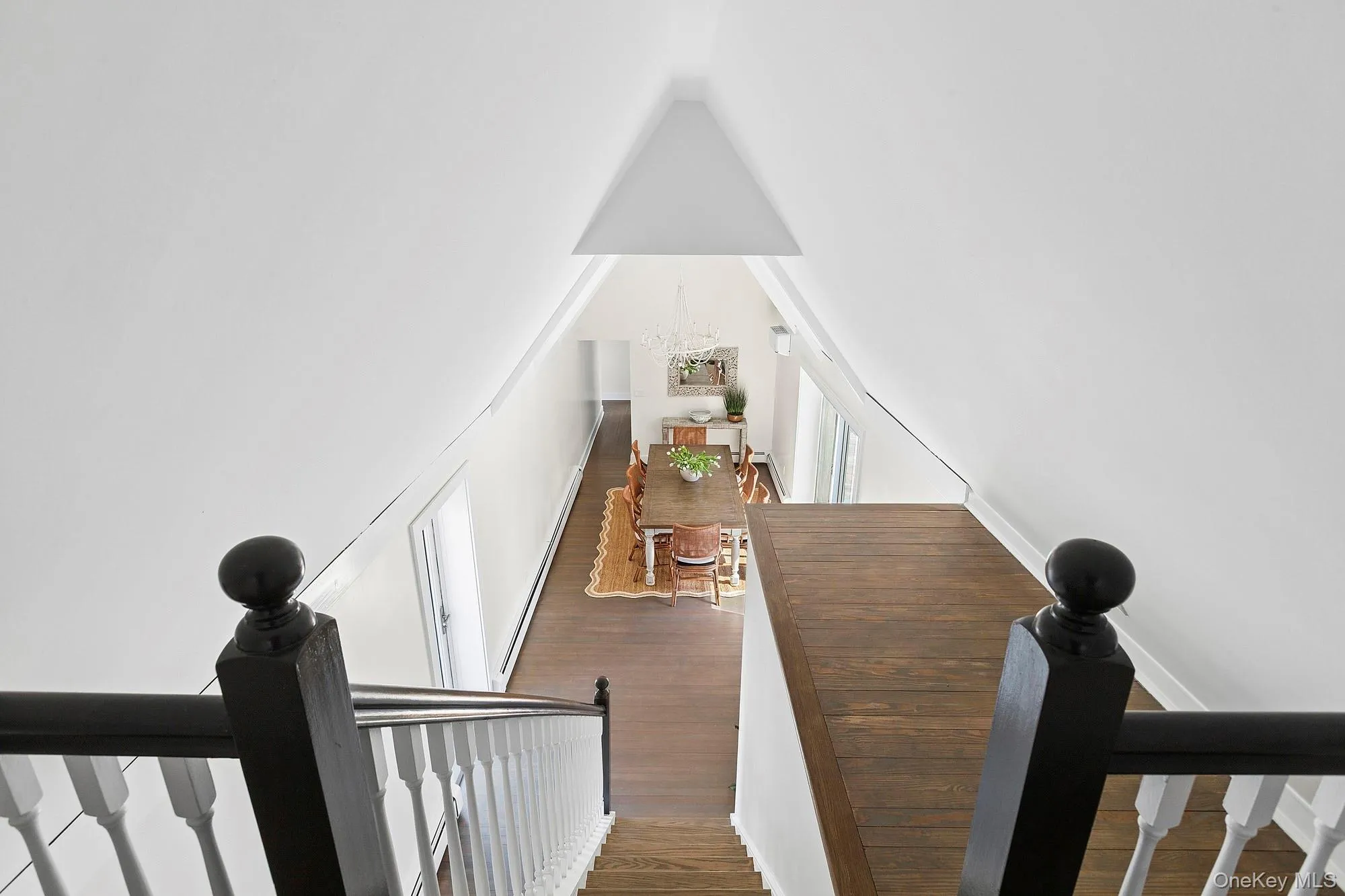 205 Fairview Avenue, East Hampton, New York 11954