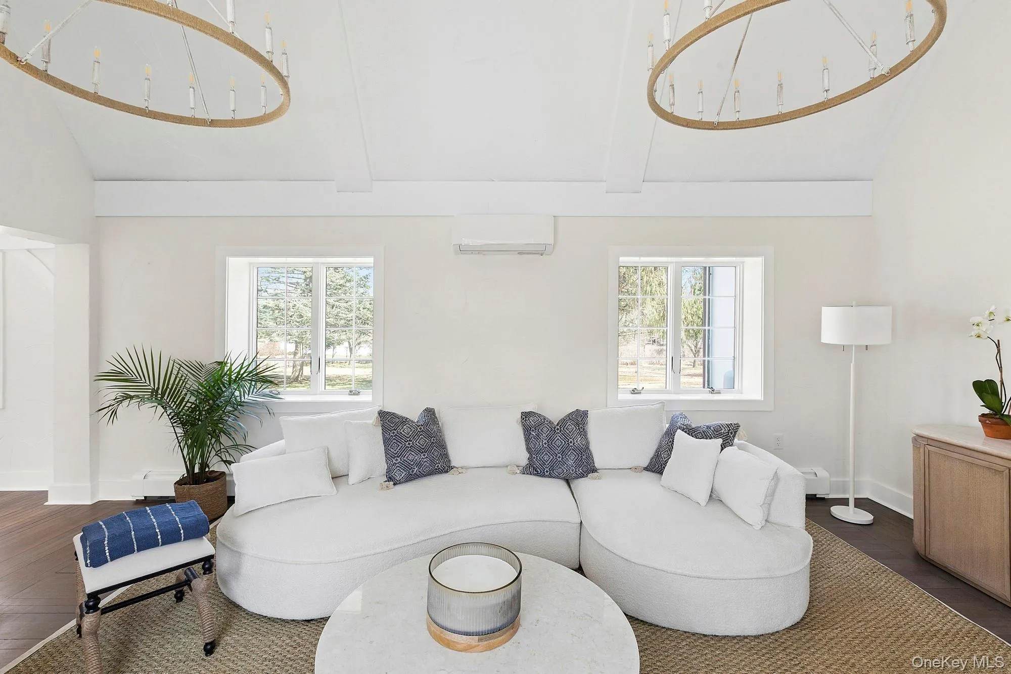 205 Fairview Avenue, East Hampton, New York 11954