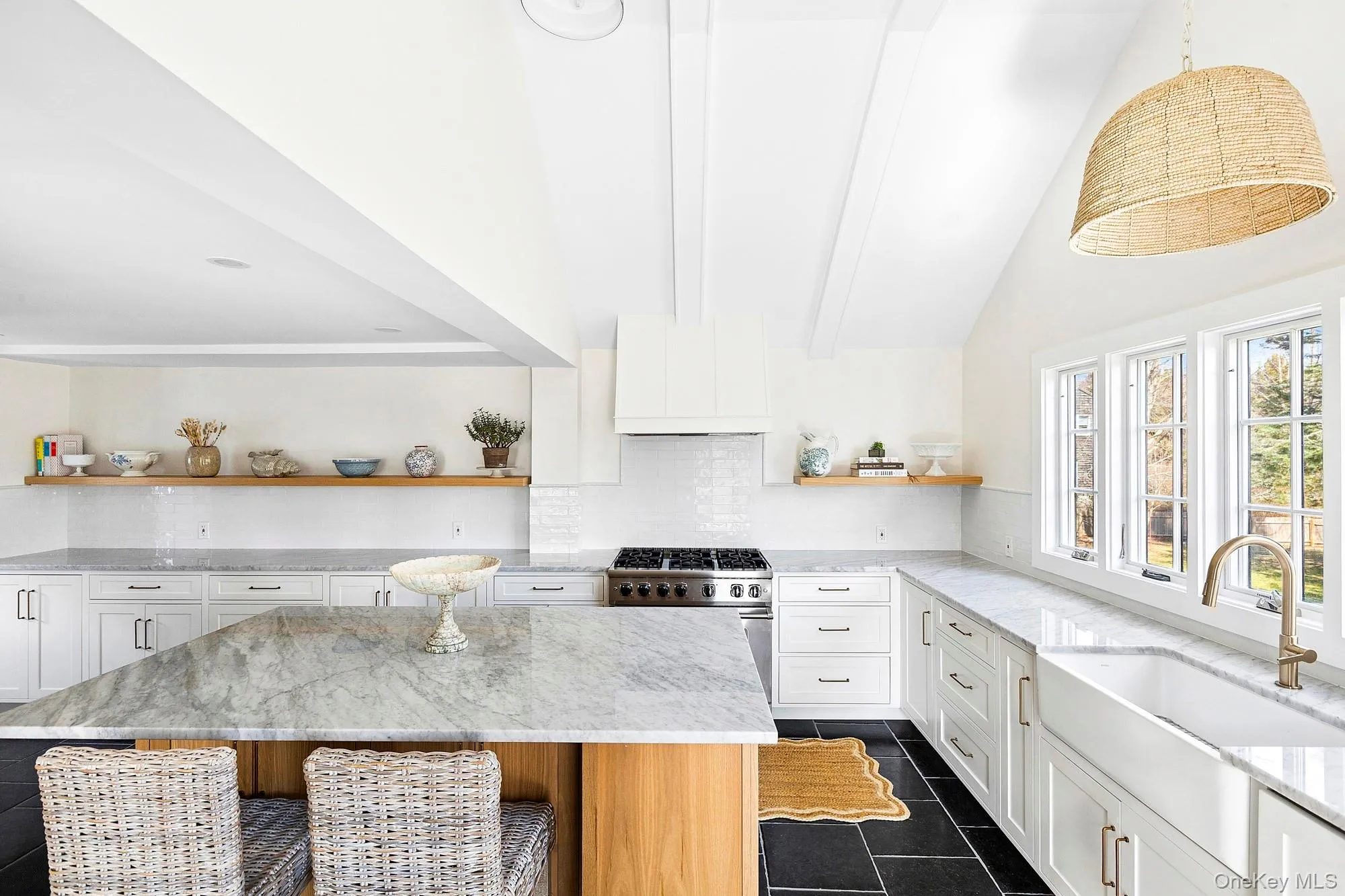 205 Fairview Avenue, East Hampton, New York 11954