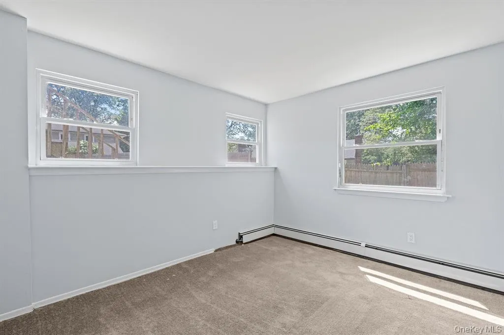 49 Georgia Street, Huntington, NY, 3 Bedrooms Bedrooms, 8 Rooms Rooms,2 BathroomsBathrooms,Residential Lease,For Rent,Georgia,0,978906 49 Georgia Street, Huntington, NY, 3 Bedrooms Bedrooms, 8 Rooms Rooms,2 BathroomsBathrooms,Residential Lease,For Rent,Georgia,0,978906