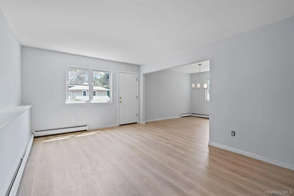 49 Georgia Street, Huntington, NY, 3 Bedrooms Bedrooms, 8 Rooms Rooms,2 BathroomsBathrooms,Residential Lease,For Rent,Georgia,0,978906 49 Georgia Street, Huntington, NY, 3 Bedrooms Bedrooms, 8 Rooms Rooms,2 BathroomsBathrooms,Residential Lease,For Rent,Georgia,0,978906