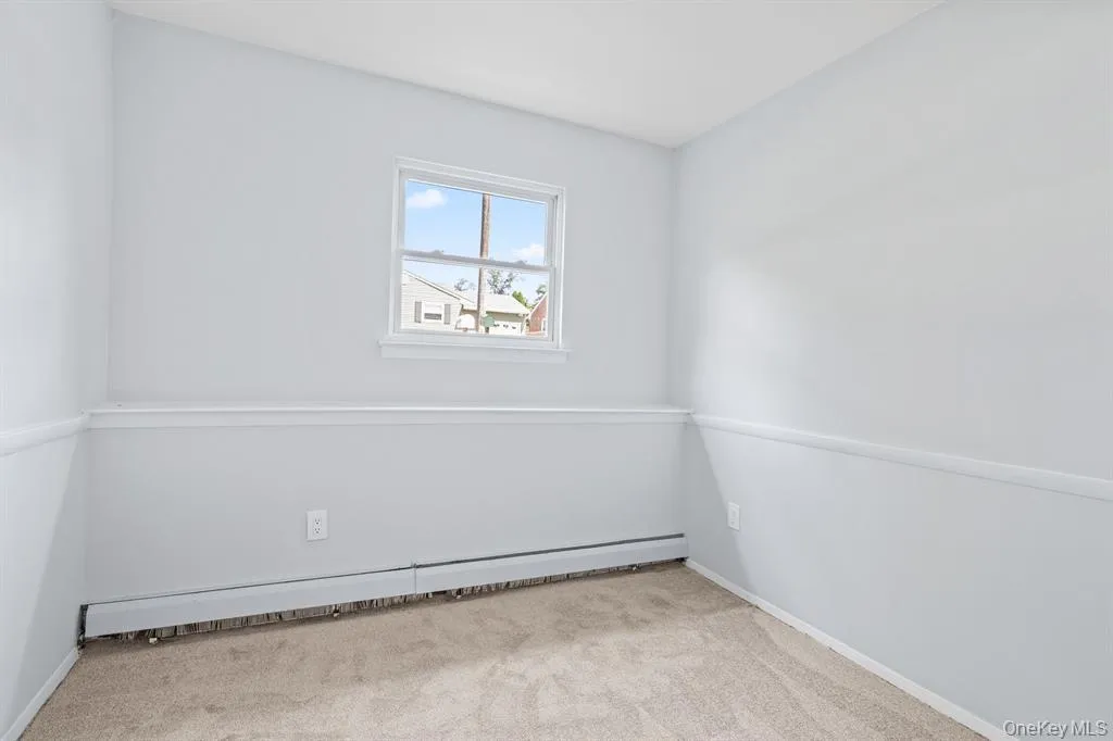 49 Georgia Street, Huntington, NY, 3 Bedrooms Bedrooms, 8 Rooms Rooms,2 BathroomsBathrooms,Residential Lease,For Rent,Georgia,0,978906 49 Georgia Street, Huntington, NY, 3 Bedrooms Bedrooms, 8 Rooms Rooms,2 BathroomsBathrooms,Residential Lease,For Rent,Georgia,0,978906