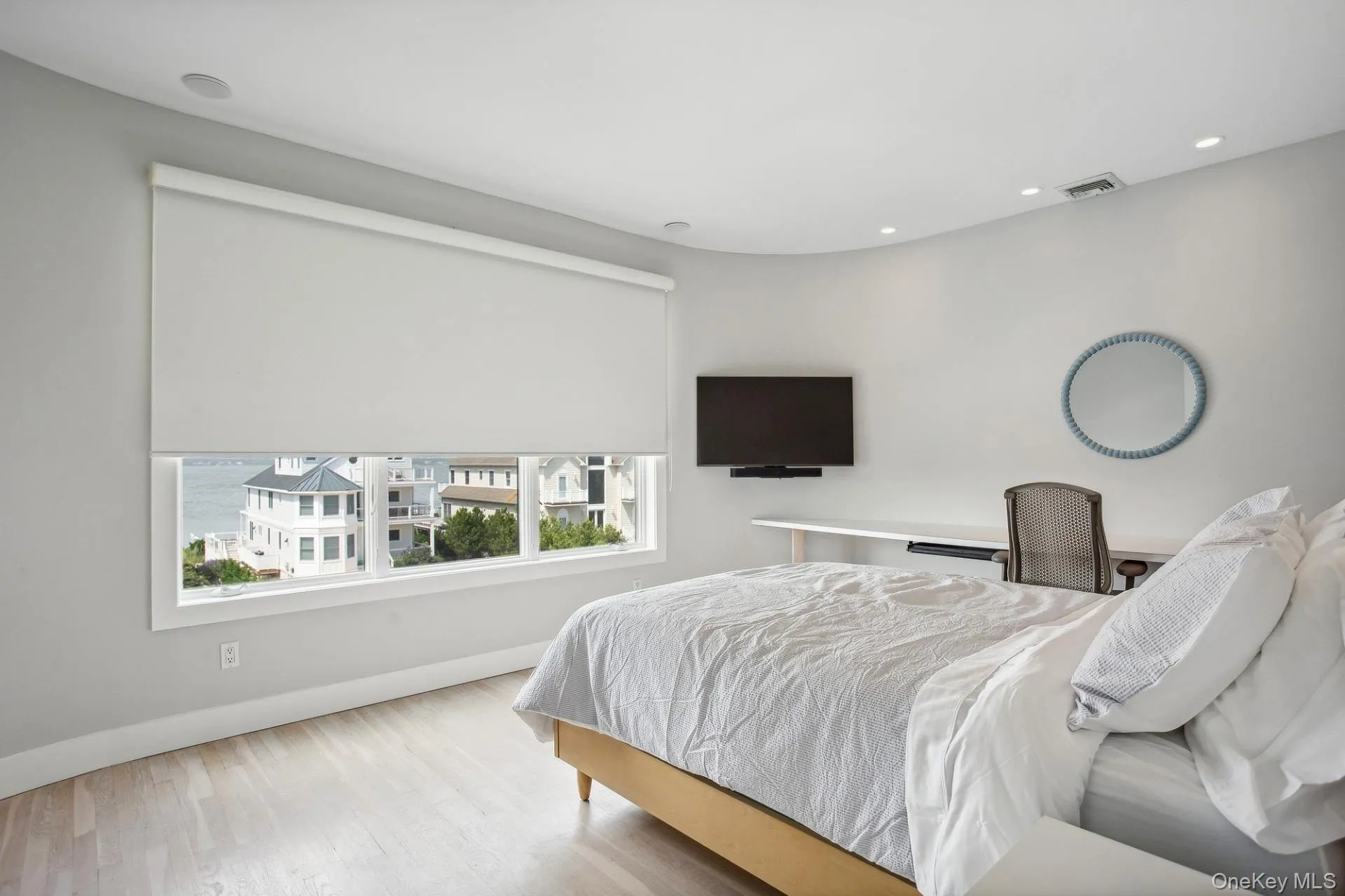 681 Dune Road, Southampton, NY, 6 Bedrooms Bedrooms, 12 Rooms Rooms,4 BathroomsBathrooms,Residential Lease,For Rent,Dune,0,978911 681 Dune Road, Southampton, NY, 6 Bedrooms Bedrooms, 12 Rooms Rooms,4 BathroomsBathrooms,Residential Lease,For Rent,Dune,0,978911