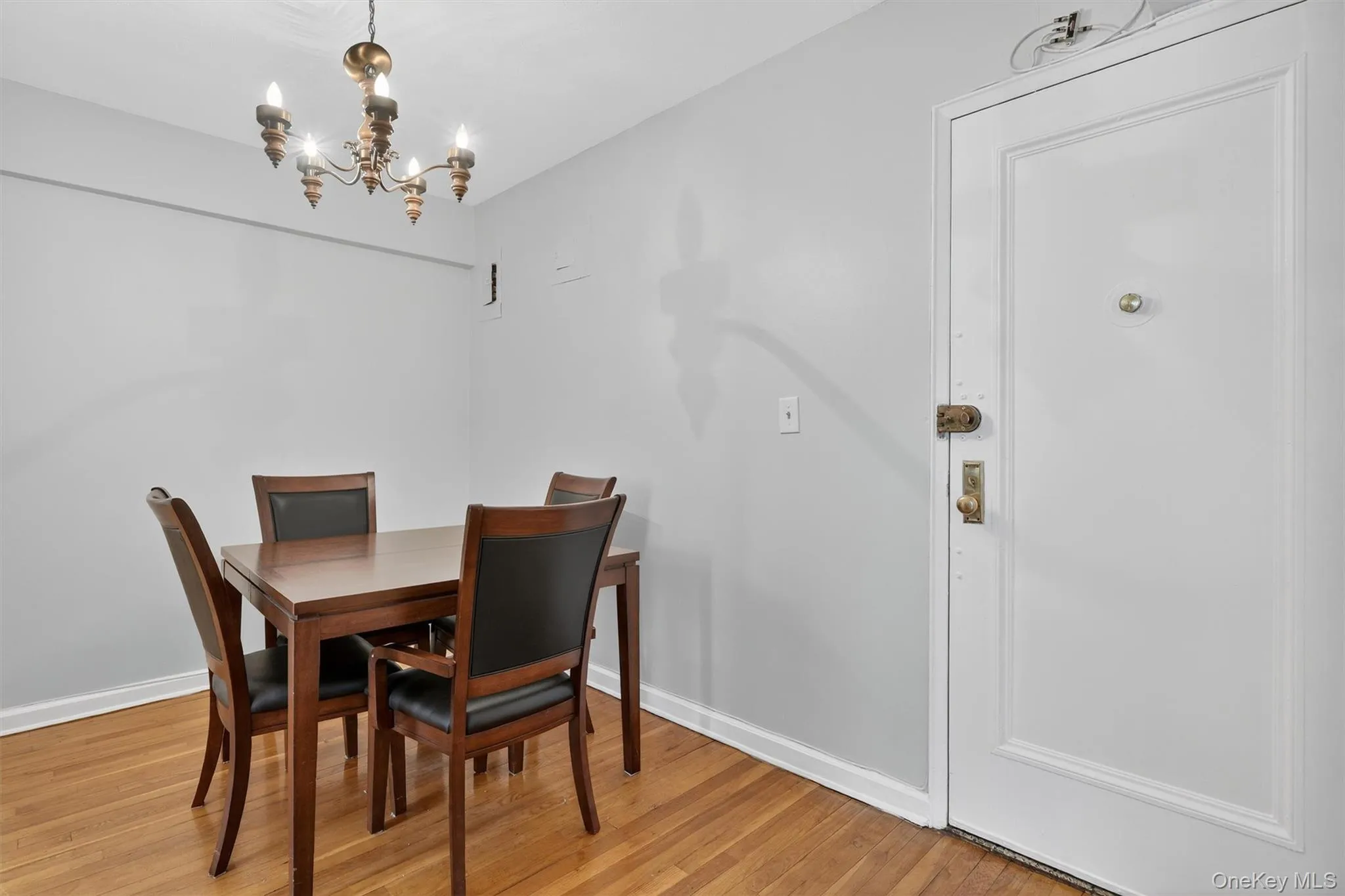3535 Kings College Place, New York, NY, 3 Bedrooms Bedrooms, 6 Rooms Rooms,1 BathroomBathrooms,Residential,For Rent,Kings College,0,978922 3535 Kings College Place, New York, NY, 3 Bedrooms Bedrooms, 6 Rooms Rooms,1 BathroomBathrooms,Residential,For Rent,Kings College,0,978922