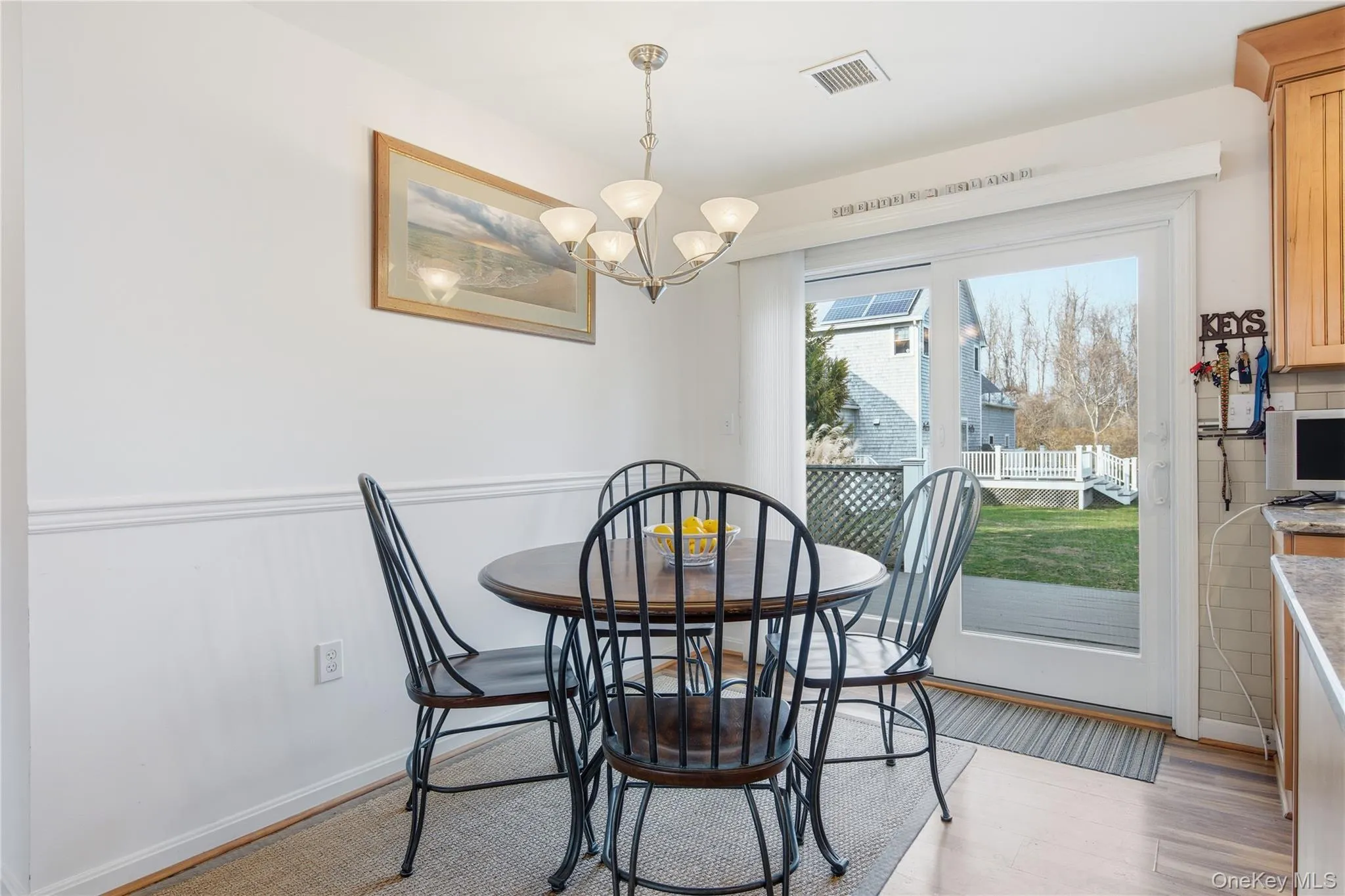 14 Freds Lane, Shelter Island, NY, 6 Bedrooms Bedrooms, 10 Rooms Rooms,4 BathroomsBathrooms,Residential,For Rent,Freds,0,978923 14 Freds Lane, Shelter Island, NY, 6 Bedrooms Bedrooms, 10 Rooms Rooms,4 BathroomsBathrooms,Residential,For Rent,Freds,0,978923