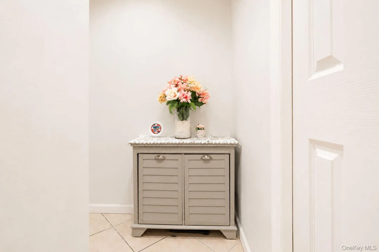 397 Broadway, Yonkers, NY, 1 Bedroom Bedrooms, 3 Rooms Rooms,1 BathroomBathrooms,Residential,For Rent,Broadway,0,978927 397 Broadway, Yonkers, NY, 1 Bedroom Bedrooms, 3 Rooms Rooms,1 BathroomBathrooms,Residential,For Rent,Broadway,0,978927