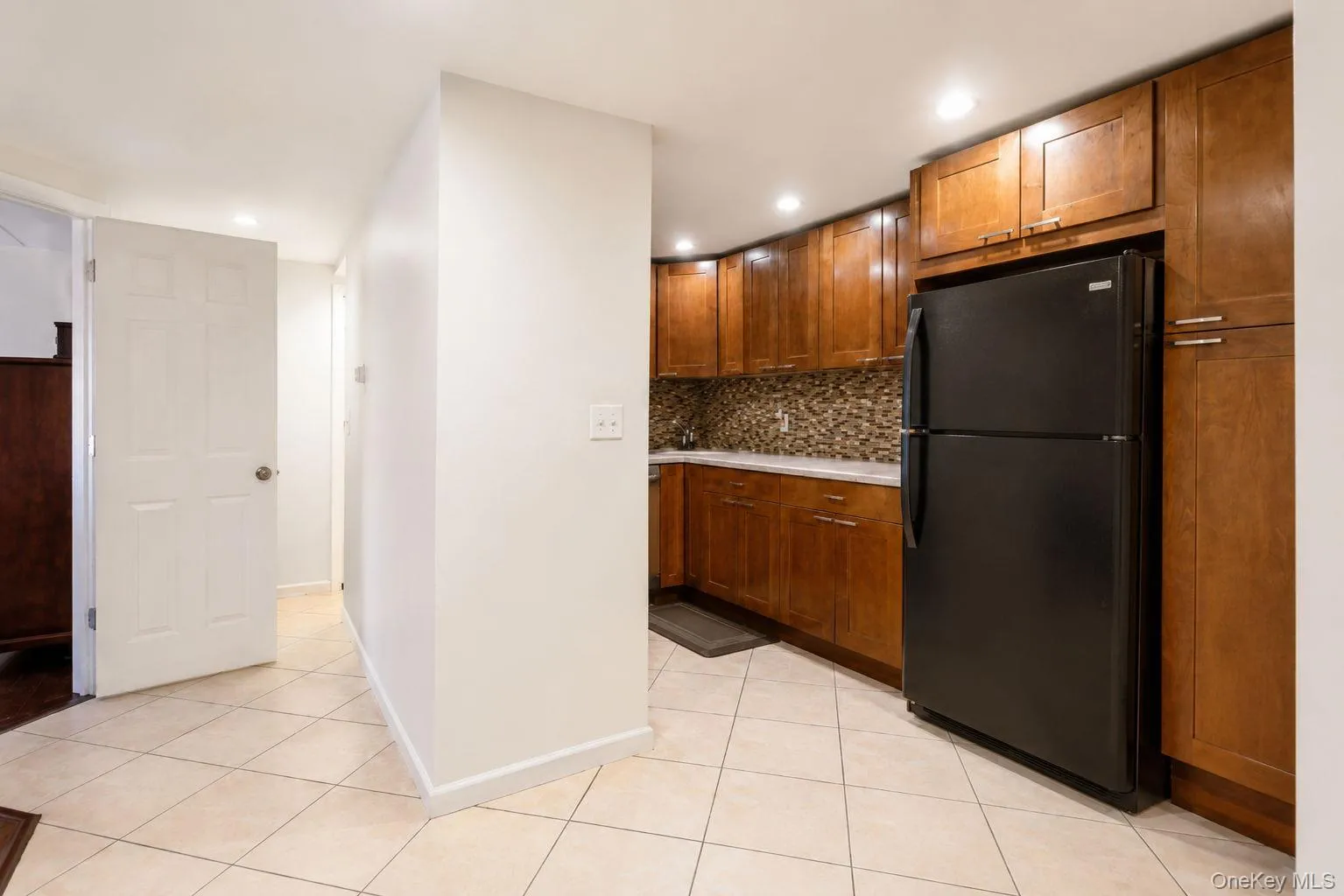 397 Broadway, Yonkers, NY, 1 Bedroom Bedrooms, 3 Rooms Rooms,1 BathroomBathrooms,Residential,For Rent,Broadway,0,978927 397 Broadway, Yonkers, NY, 1 Bedroom Bedrooms, 3 Rooms Rooms,1 BathroomBathrooms,Residential,For Rent,Broadway,0,978927