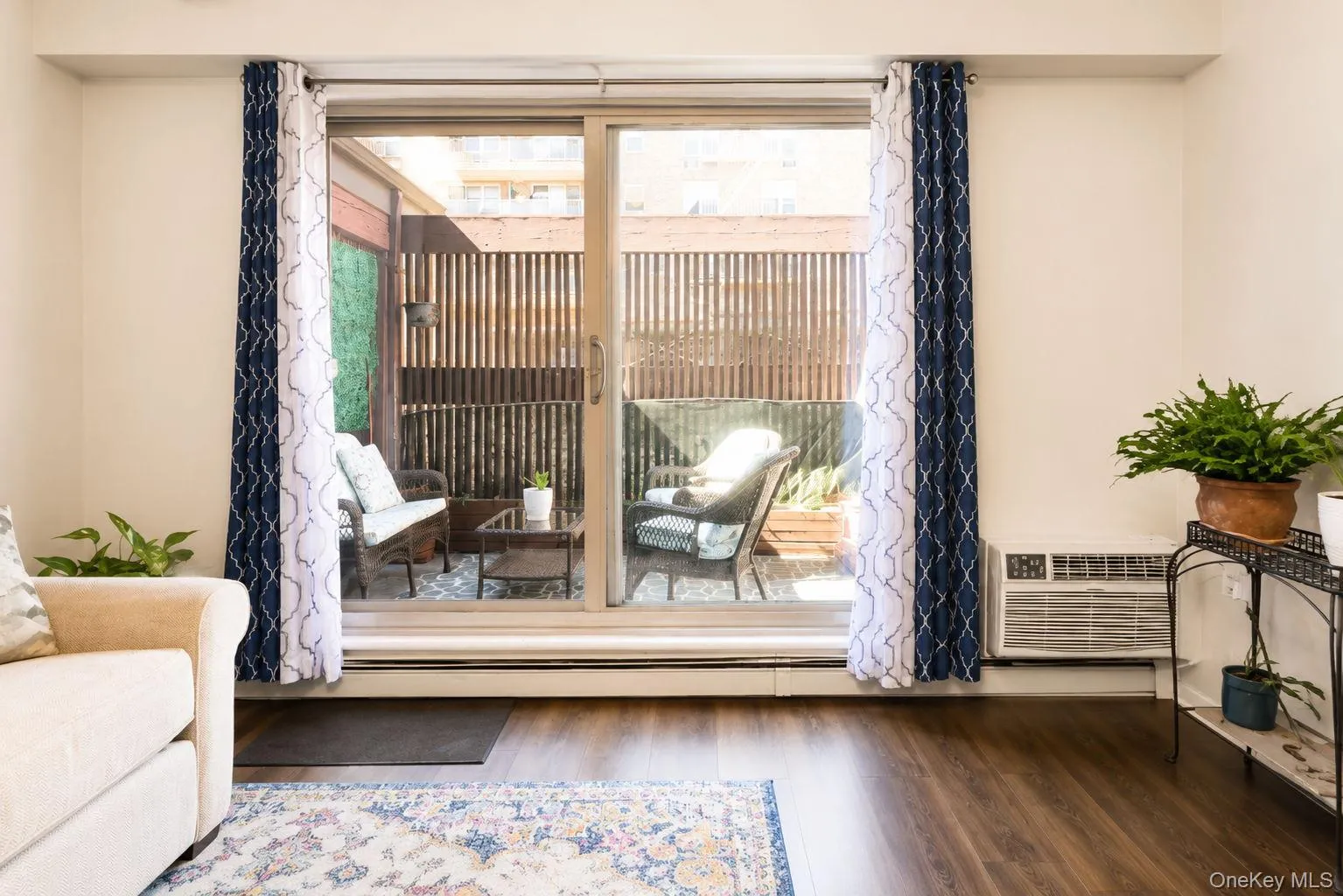 397 Broadway, Yonkers, NY, 1 Bedroom Bedrooms, 3 Rooms Rooms,1 BathroomBathrooms,Residential,For Rent,Broadway,0,978927 397 Broadway, Yonkers, NY, 1 Bedroom Bedrooms, 3 Rooms Rooms,1 BathroomBathrooms,Residential,For Rent,Broadway,0,978927