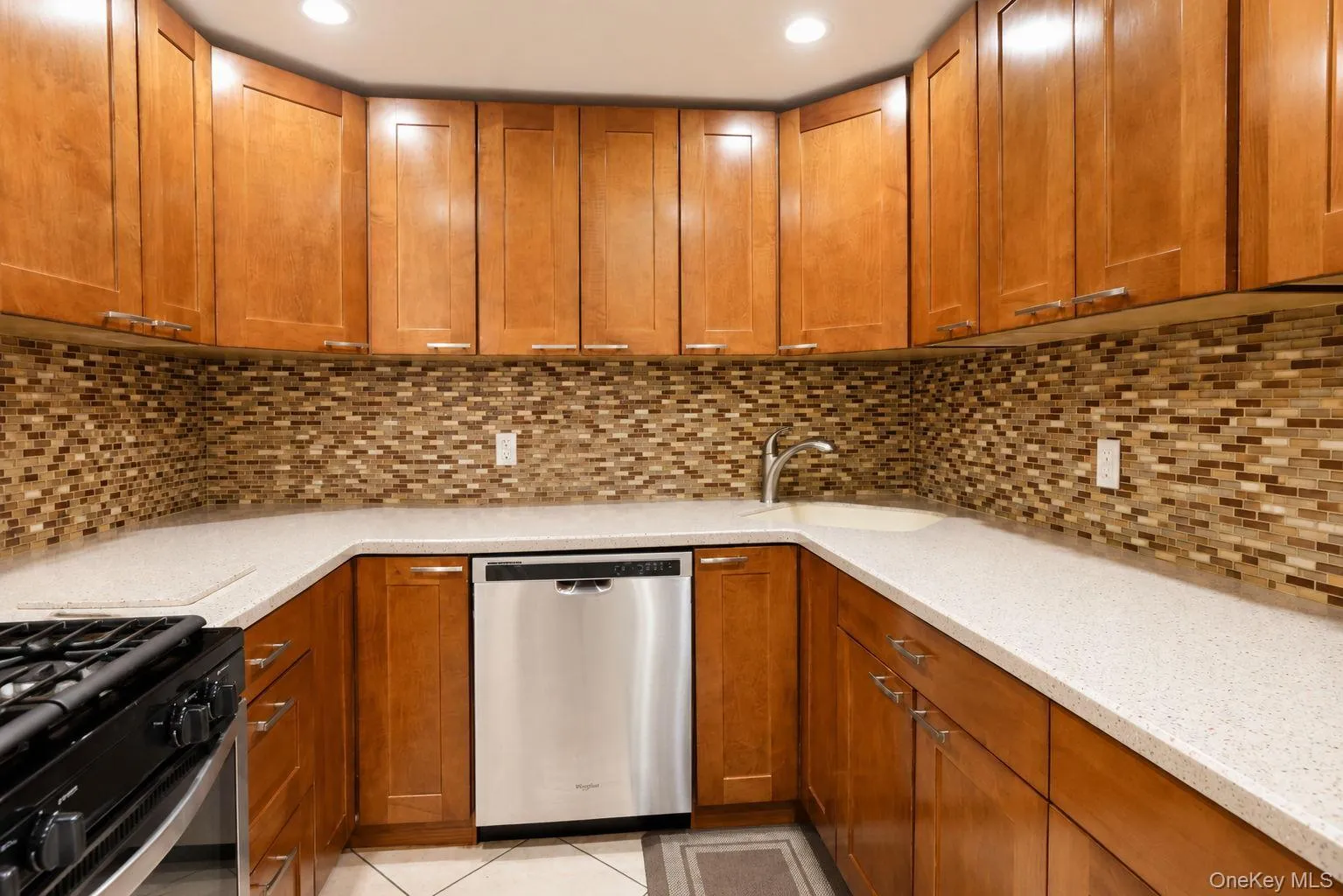 397 Broadway, Yonkers, NY, 1 Bedroom Bedrooms, 3 Rooms Rooms,1 BathroomBathrooms,Residential,For Rent,Broadway,0,978927 397 Broadway, Yonkers, NY, 1 Bedroom Bedrooms, 3 Rooms Rooms,1 BathroomBathrooms,Residential,For Rent,Broadway,0,978927