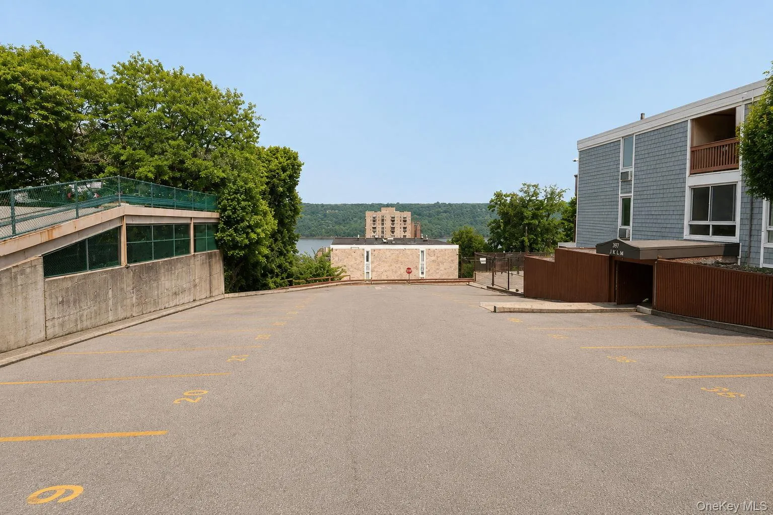 397 Broadway, Yonkers, NY, 1 Bedroom Bedrooms, 3 Rooms Rooms,1 BathroomBathrooms,Residential,For Rent,Broadway,0,978927 397 Broadway, Yonkers, NY, 1 Bedroom Bedrooms, 3 Rooms Rooms,1 BathroomBathrooms,Residential,For Rent,Broadway,0,978927