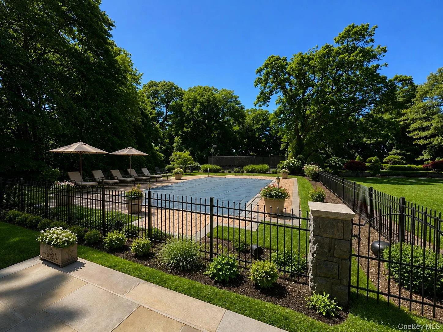 195 Feeks Lane, Oyster Bay, NY, 6 Bedrooms Bedrooms, 15 Rooms Rooms,6 BathroomsBathrooms,Residential,For Rent,Feeks,0,978928 195 Feeks Lane, Oyster Bay, NY, 6 Bedrooms Bedrooms, 15 Rooms Rooms,6 BathroomsBathrooms,Residential,For Rent,Feeks,0,978928