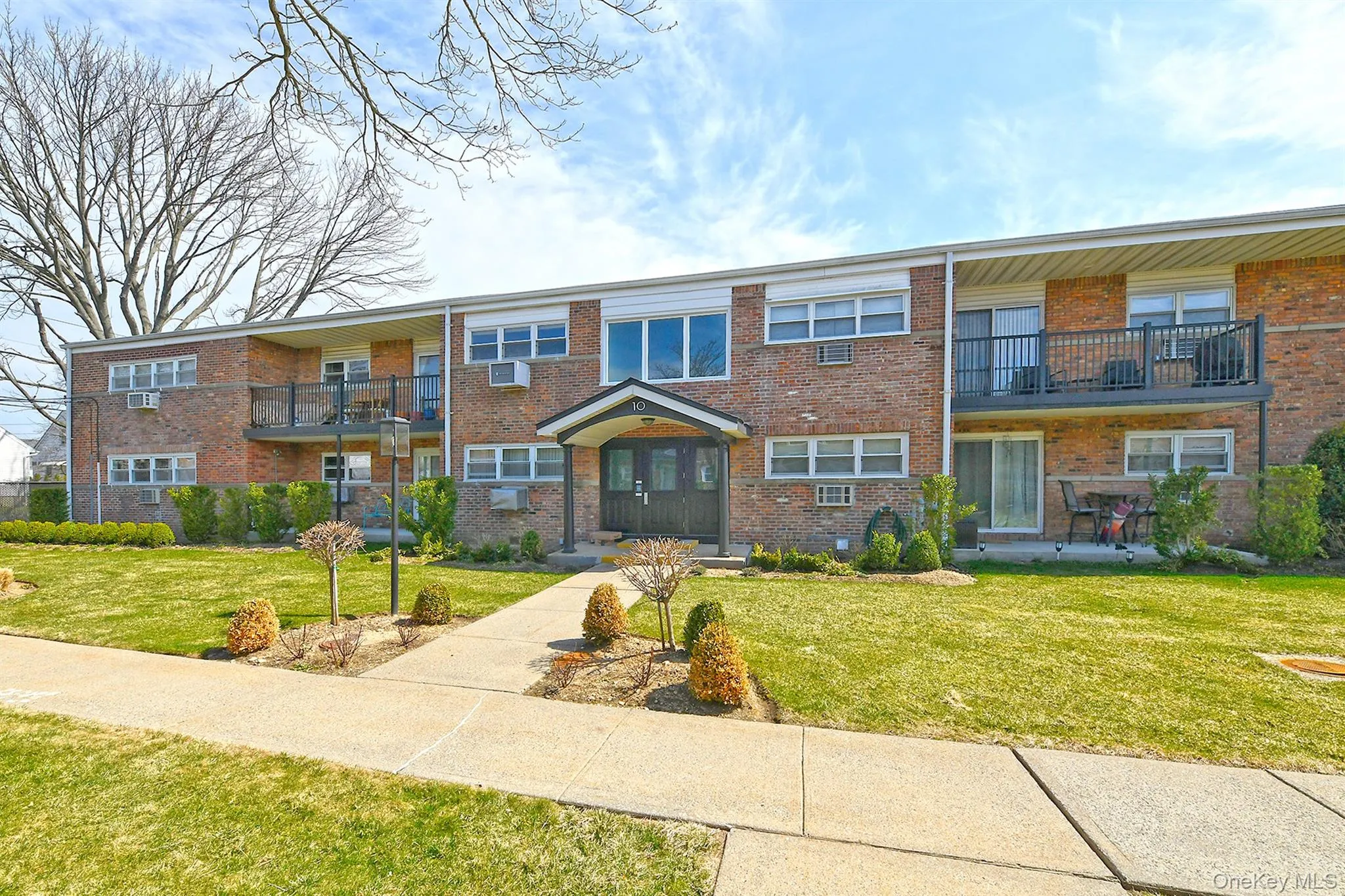10 Ivy Street, Oyster Bay, NY, 1 Bedroom Bedrooms, 4 Rooms Rooms,1 BathroomBathrooms,Residential,For Rent,Ivy,0,978939 10 Ivy Street, Oyster Bay, NY, 1 Bedroom Bedrooms, 4 Rooms Rooms,1 BathroomBathrooms,Residential,For Rent,Ivy,0,978939