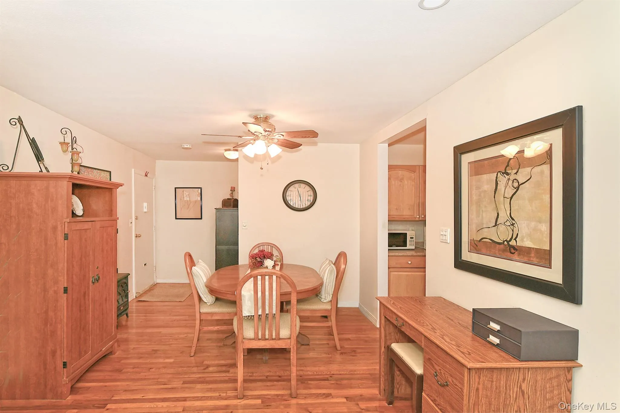 10 Ivy Street, Oyster Bay, NY, 1 Bedroom Bedrooms, 4 Rooms Rooms,1 BathroomBathrooms,Residential,For Rent,Ivy,0,978939 10 Ivy Street, Oyster Bay, NY, 1 Bedroom Bedrooms, 4 Rooms Rooms,1 BathroomBathrooms,Residential,For Rent,Ivy,0,978939