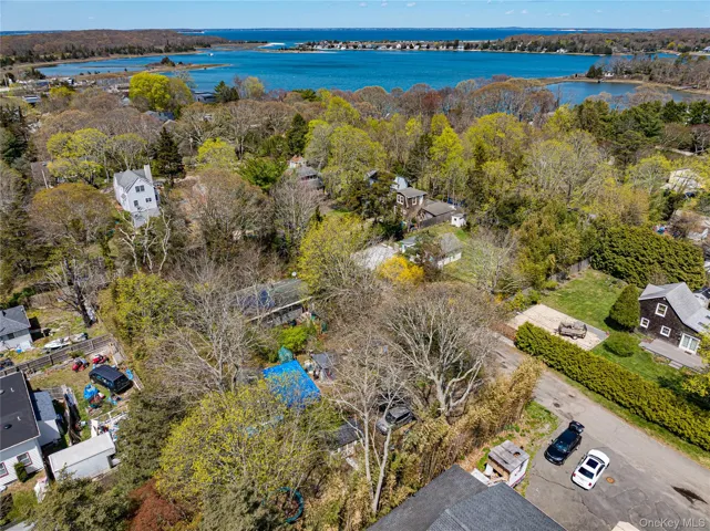 33 Locust Avenue Unit 33 & 29, Southampton, New York 11968