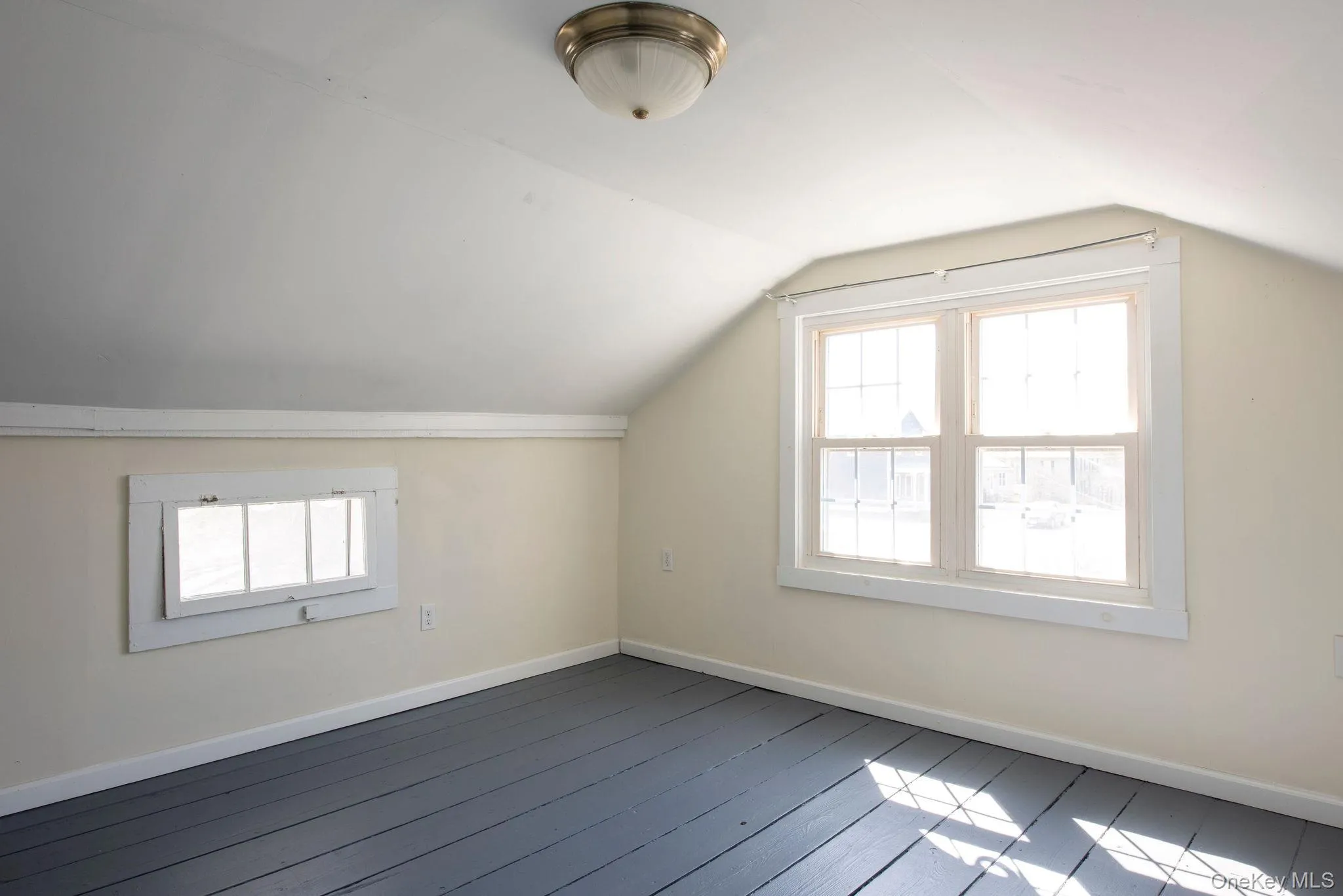 84 Montgomery Street, Red Hook, NY, 3 Bedrooms Bedrooms, 6 Rooms Rooms,1 BathroomBathrooms,Residential,For Rent,Montgomery,0,978946 84 Montgomery Street, Red Hook, NY, 3 Bedrooms Bedrooms, 6 Rooms Rooms,1 BathroomBathrooms,Residential,For Rent,Montgomery,0,978946