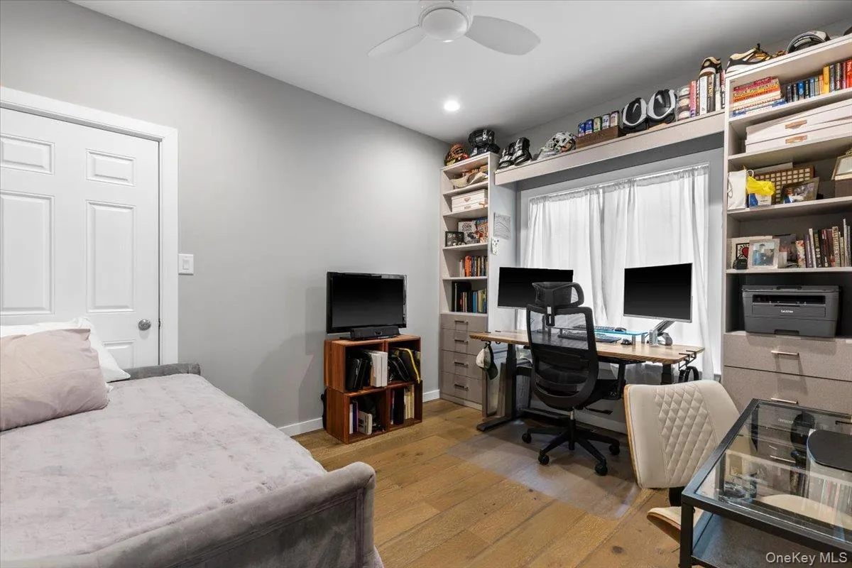 73 Maple Avenue, New Rochelle, NY, 4 Bedrooms Bedrooms, 7 Rooms Rooms,3 BathroomsBathrooms,Residential Lease,For Rent,Maple,0,978952 73 Maple Avenue, New Rochelle, NY, 4 Bedrooms Bedrooms, 7 Rooms Rooms,3 BathroomsBathrooms,Residential Lease,For Rent,Maple,0,978952