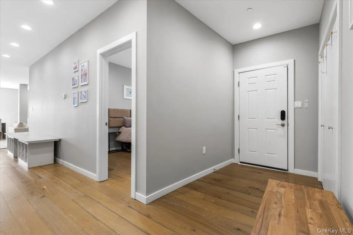 73 Maple Avenue, New Rochelle, NY, 4 Bedrooms Bedrooms, 7 Rooms Rooms,3 BathroomsBathrooms,Residential Lease,For Rent,Maple,0,978952 73 Maple Avenue, New Rochelle, NY, 4 Bedrooms Bedrooms, 7 Rooms Rooms,3 BathroomsBathrooms,Residential Lease,For Rent,Maple,0,978952