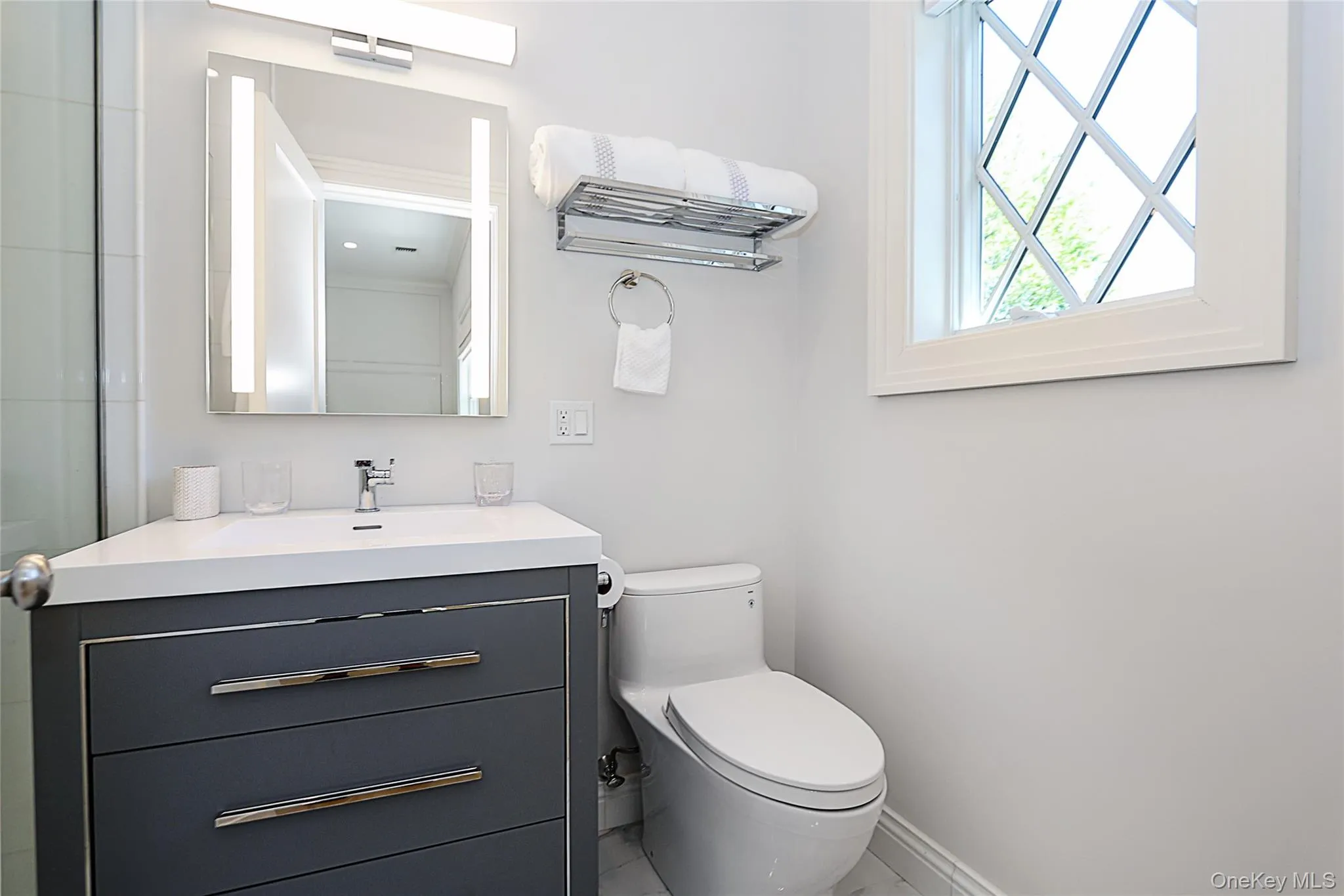 2 Pheasant Run, North Hempstead, NY, 6 Bedrooms Bedrooms, 17 Rooms Rooms,6 BathroomsBathrooms,Residential,For Rent,Pheasant,0,978976 2 Pheasant Run, North Hempstead, NY, 6 Bedrooms Bedrooms, 17 Rooms Rooms,6 BathroomsBathrooms,Residential,For Rent,Pheasant,0,978976