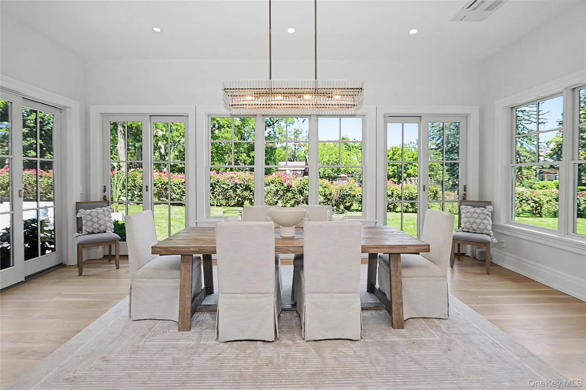 2 Pheasant Run, North Hempstead, NY, 6 Bedrooms Bedrooms, 17 Rooms Rooms,6 BathroomsBathrooms,Residential,For Rent,Pheasant,0,978976 2 Pheasant Run, North Hempstead, NY, 6 Bedrooms Bedrooms, 17 Rooms Rooms,6 BathroomsBathrooms,Residential,For Rent,Pheasant,0,978976