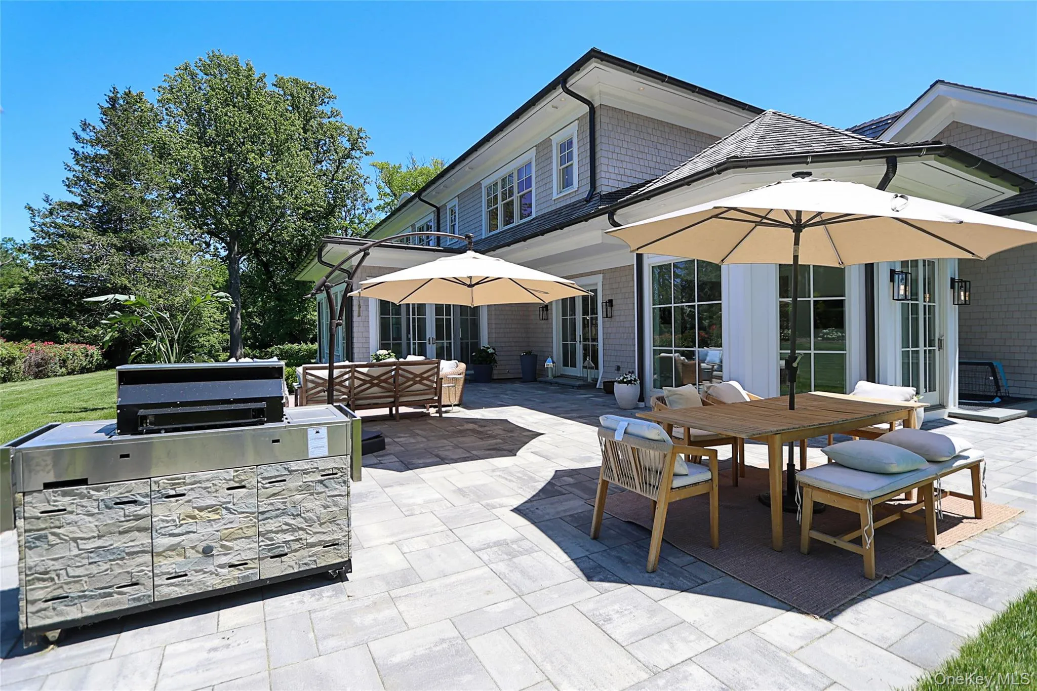 2 Pheasant Run, North Hempstead, NY, 6 Bedrooms Bedrooms, 17 Rooms Rooms,6 BathroomsBathrooms,Residential,For Rent,Pheasant,0,978976 2 Pheasant Run, North Hempstead, NY, 6 Bedrooms Bedrooms, 17 Rooms Rooms,6 BathroomsBathrooms,Residential,For Rent,Pheasant,0,978976