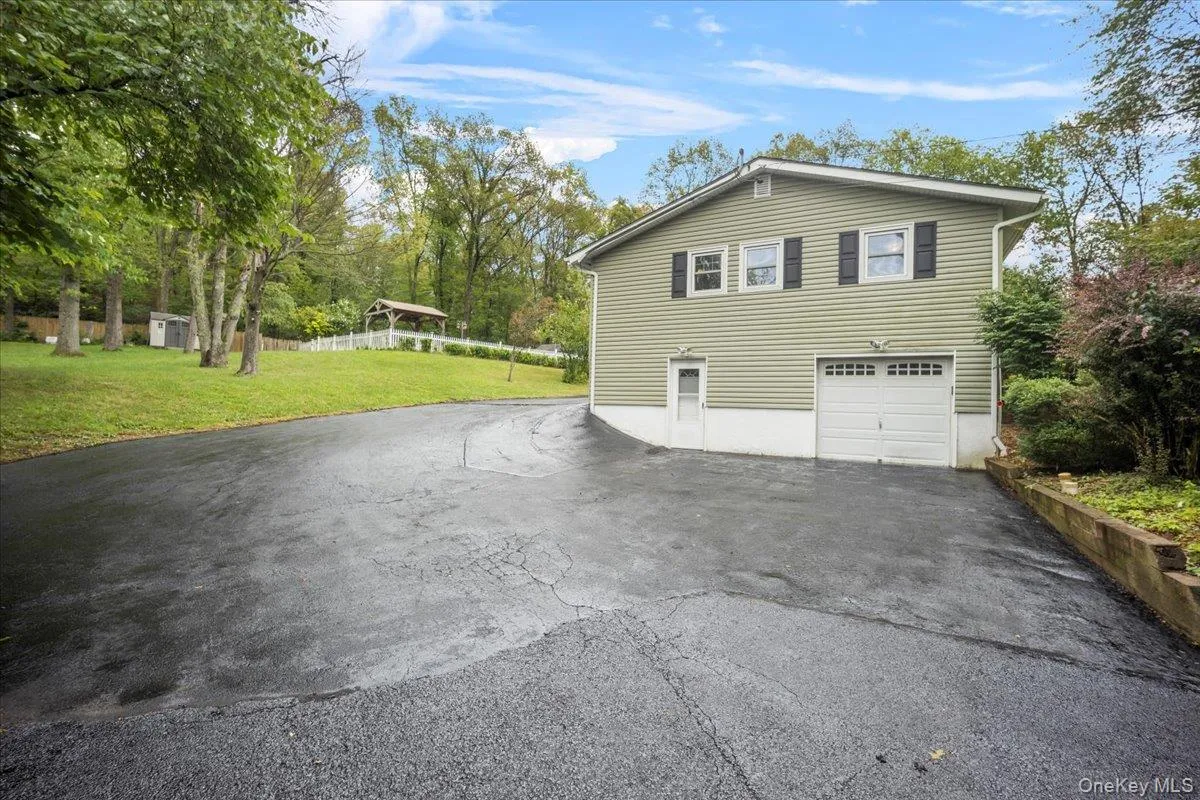 7 Hujay Terrace, Wappinger, NY, 5 Bedrooms Bedrooms, 10 Rooms Rooms,3 BathroomsBathrooms,Residential Sale,For Rent,Hujay,0,978978 7 Hujay Terrace, Wappinger, NY, 5 Bedrooms Bedrooms, 10 Rooms Rooms,3 BathroomsBathrooms,Residential Sale,For Rent,Hujay,0,978978