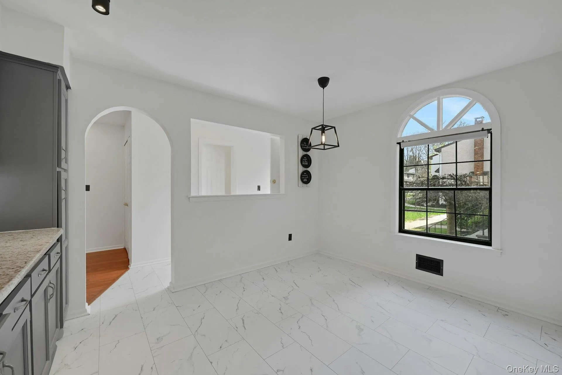 62 Somerset Drive, Ramapo, NY, 2 Bedrooms Bedrooms, 6 Rooms Rooms,2 BathroomsBathrooms,Residential,For Rent,Somerset,0,978992 62 Somerset Drive, Ramapo, NY, 2 Bedrooms Bedrooms, 6 Rooms Rooms,2 BathroomsBathrooms,Residential,For Rent,Somerset,0,978992