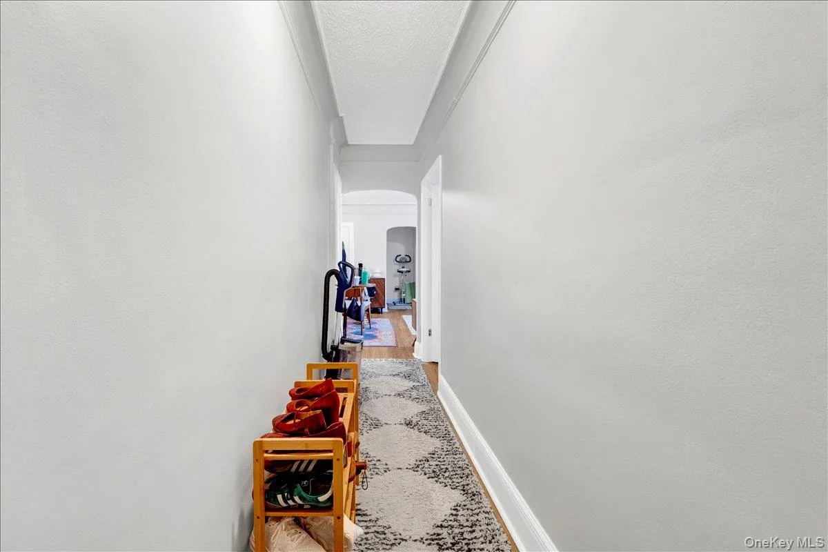 7 Greenridge Avenue, White Plains, NY, 1 Bedroom Bedrooms, 3 Rooms Rooms,1 BathroomBathrooms,Residential Lease,For Rent,Greenridge,0,979001 7 Greenridge Avenue, White Plains, NY, 1 Bedroom Bedrooms, 3 Rooms Rooms,1 BathroomBathrooms,Residential Lease,For Rent,Greenridge,0,979001