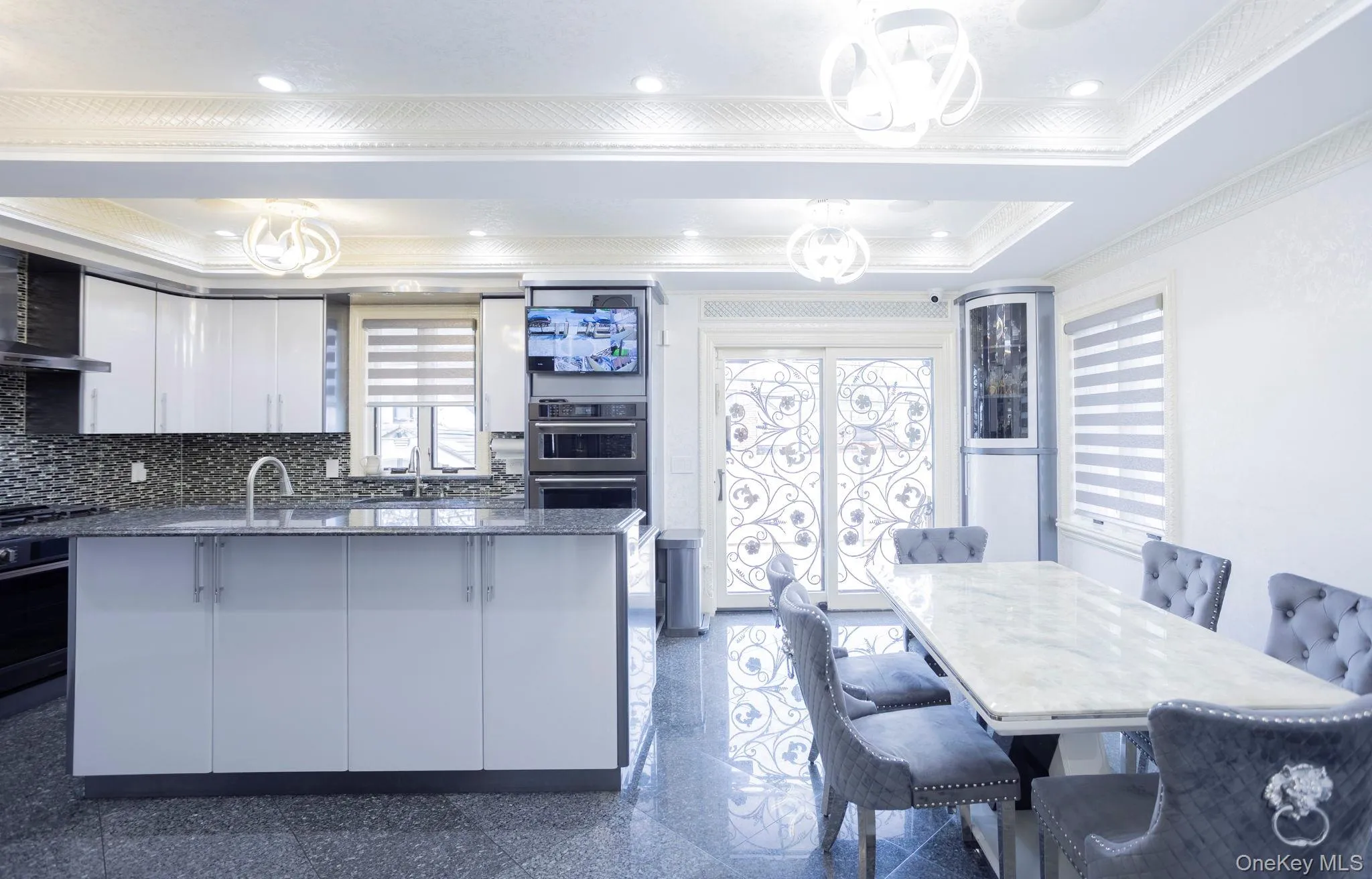 69-42 180th Street, New York, NY, 4 Bedrooms Bedrooms, 14 Rooms Rooms,4 BathroomsBathrooms,Residential,For Rent,180th,0,979003 69-42 180th Street, New York, NY, 4 Bedrooms Bedrooms, 14 Rooms Rooms,4 BathroomsBathrooms,Residential,For Rent,180th,0,979003
