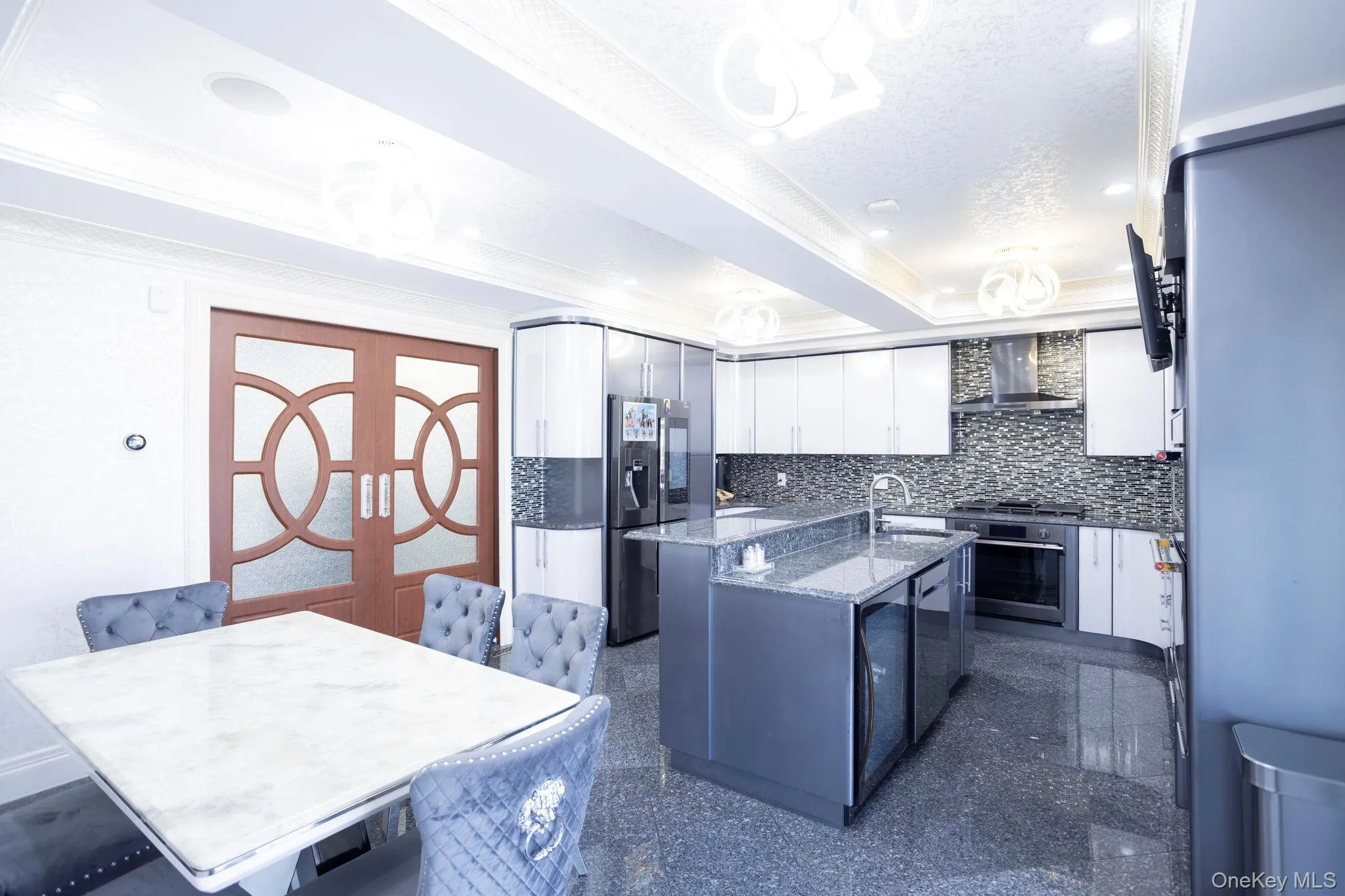 69-42 180th Street, New York, NY, 4 Bedrooms Bedrooms, 14 Rooms Rooms,4 BathroomsBathrooms,Residential,For Rent,180th,0,979003 69-42 180th Street, New York, NY, 4 Bedrooms Bedrooms, 14 Rooms Rooms,4 BathroomsBathrooms,Residential,For Rent,180th,0,979003
