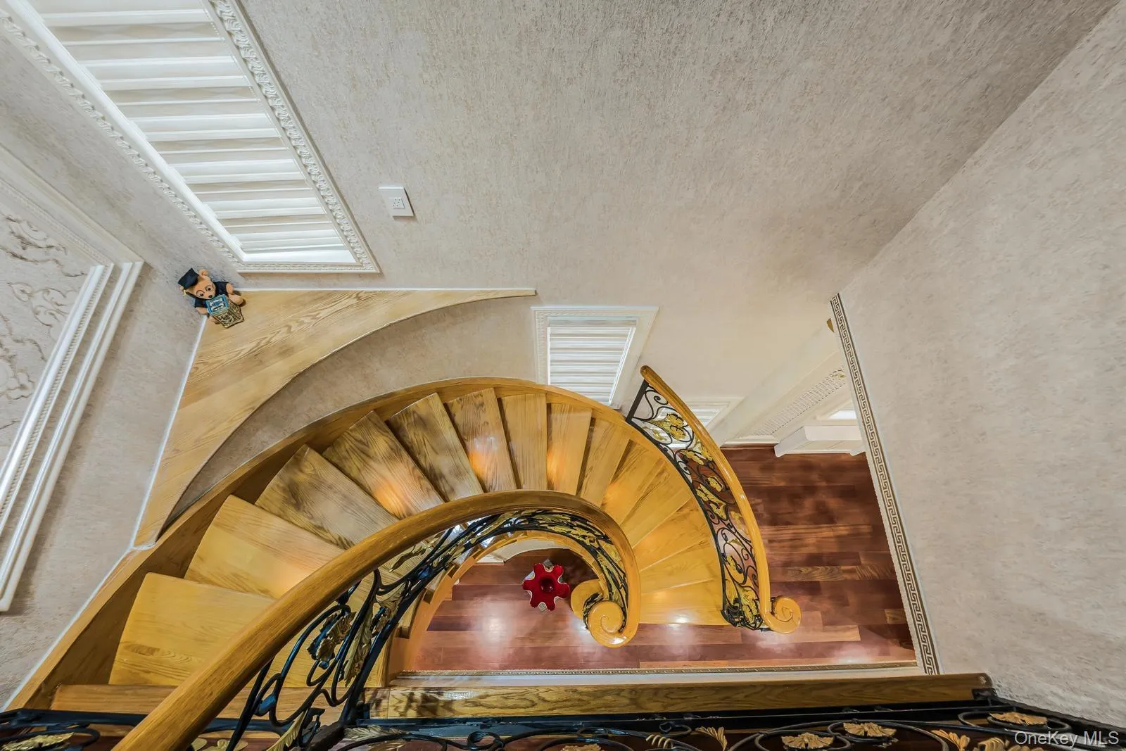 69-42 180th Street, New York, NY, 4 Bedrooms Bedrooms, 14 Rooms Rooms,4 BathroomsBathrooms,Residential,For Rent,180th,0,979003 69-42 180th Street, New York, NY, 4 Bedrooms Bedrooms, 14 Rooms Rooms,4 BathroomsBathrooms,Residential,For Rent,180th,0,979003