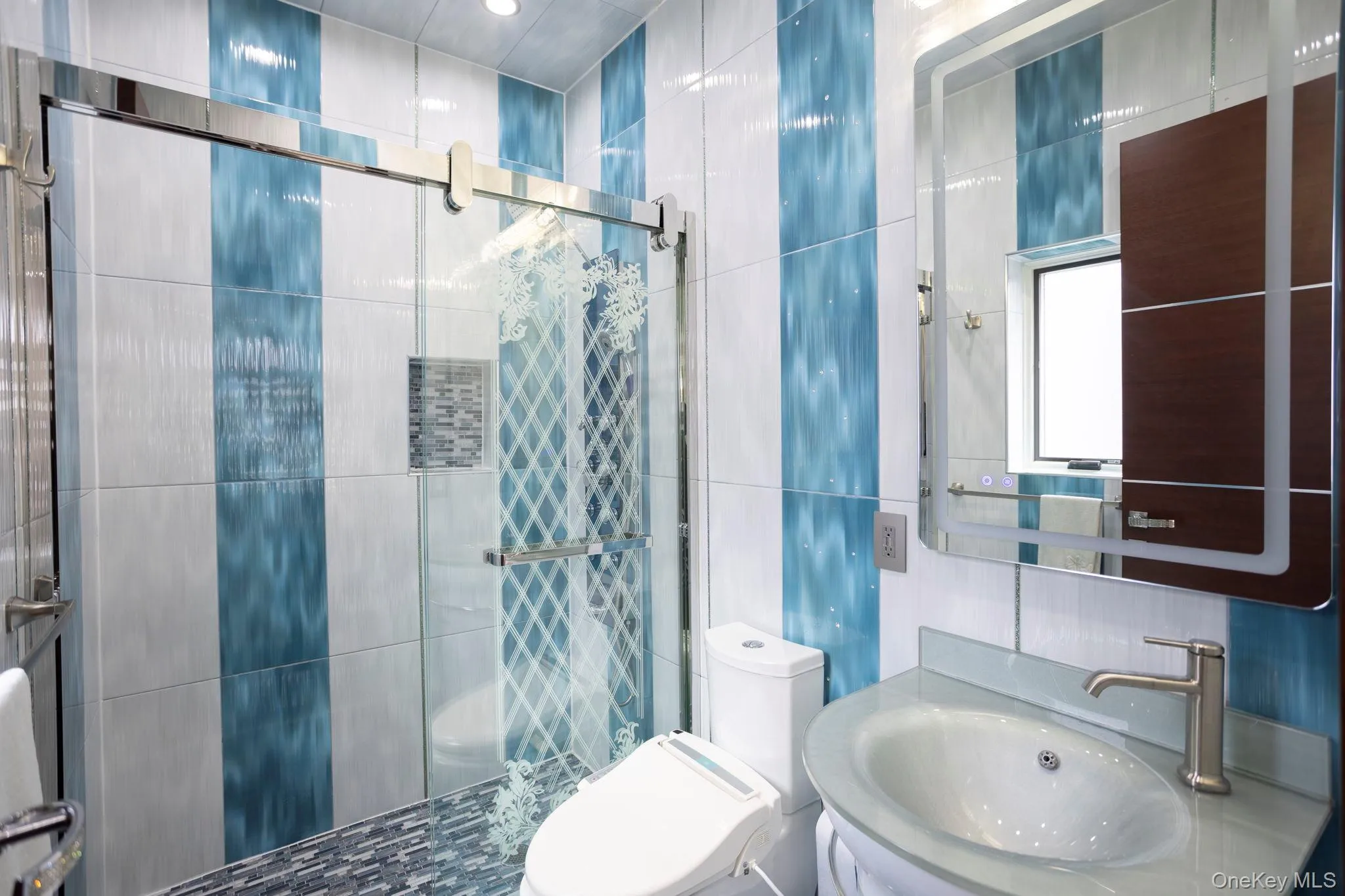 69-42 180th Street, New York, NY, 4 Bedrooms Bedrooms, 14 Rooms Rooms,4 BathroomsBathrooms,Residential,For Rent,180th,0,979003 69-42 180th Street, New York, NY, 4 Bedrooms Bedrooms, 14 Rooms Rooms,4 BathroomsBathrooms,Residential,For Rent,180th,0,979003