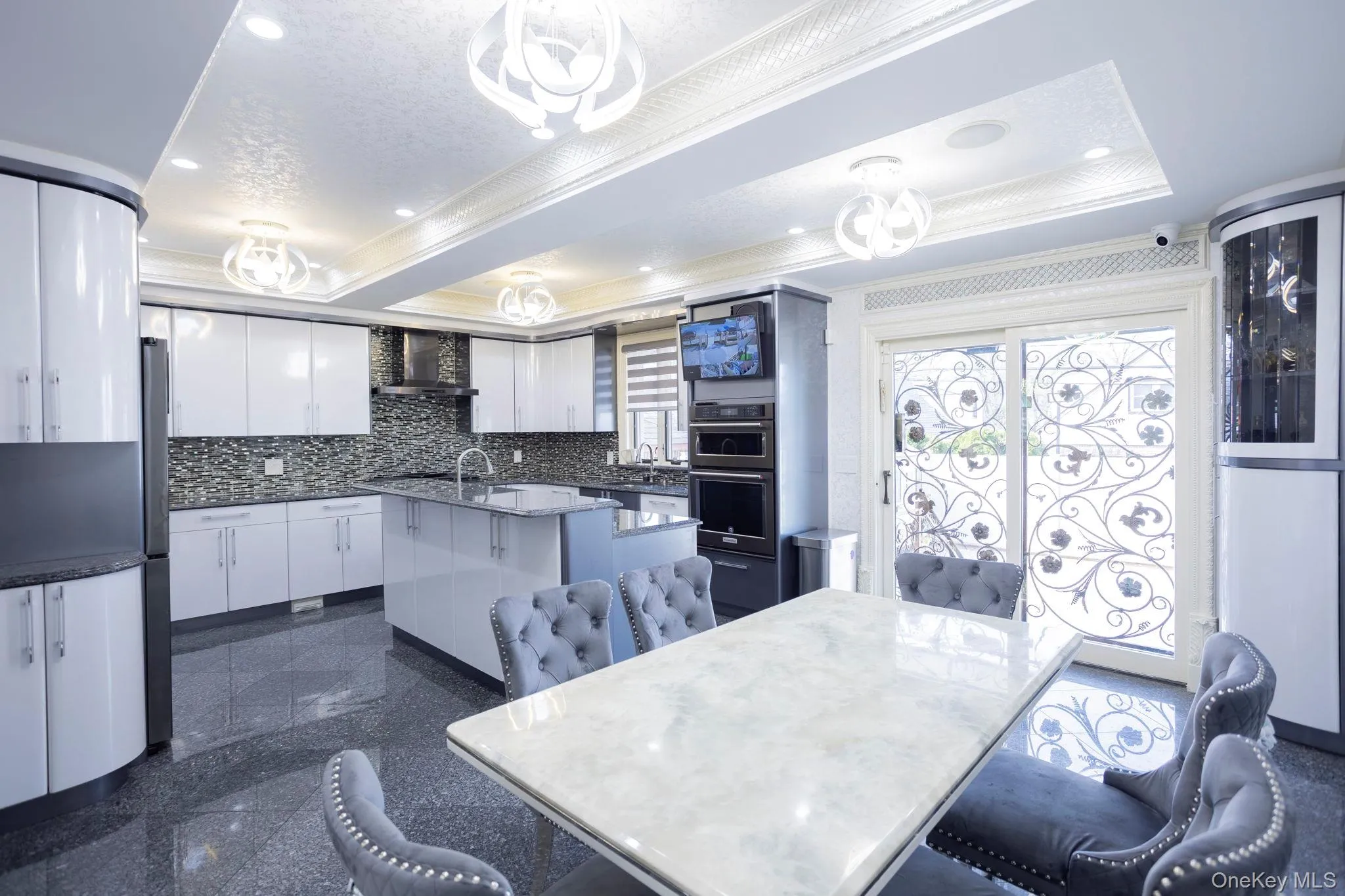 69-42 180th Street, New York, NY, 4 Bedrooms Bedrooms, 14 Rooms Rooms,4 BathroomsBathrooms,Residential,For Rent,180th,0,979003 69-42 180th Street, New York, NY, 4 Bedrooms Bedrooms, 14 Rooms Rooms,4 BathroomsBathrooms,Residential,For Rent,180th,0,979003