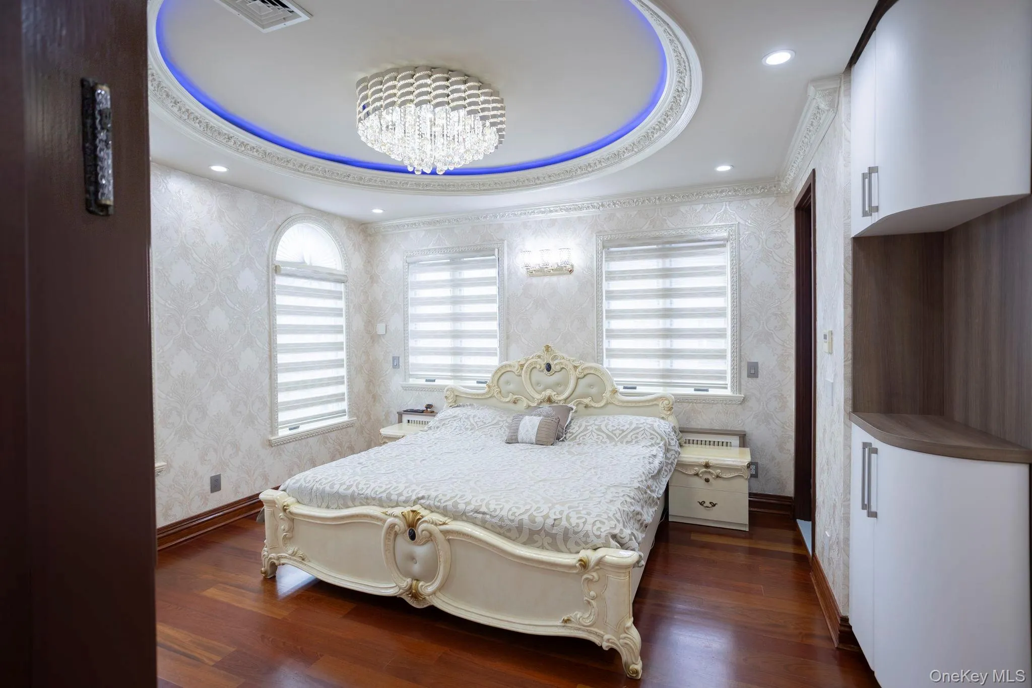 69-42 180th Street, New York, NY, 4 Bedrooms Bedrooms, 14 Rooms Rooms,4 BathroomsBathrooms,Residential,For Rent,180th,0,979003 69-42 180th Street, New York, NY, 4 Bedrooms Bedrooms, 14 Rooms Rooms,4 BathroomsBathrooms,Residential,For Rent,180th,0,979003