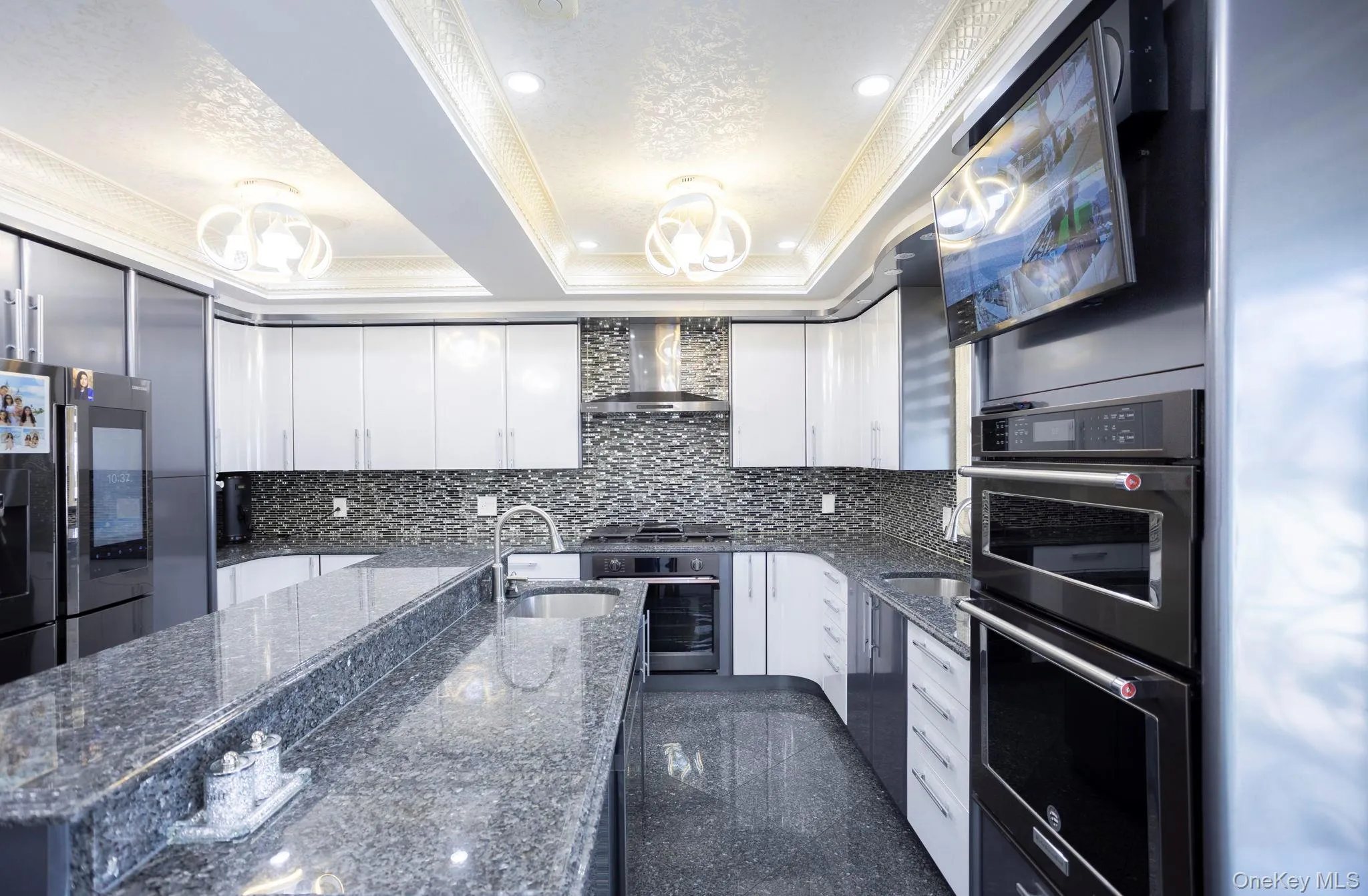 69-42 180th Street, New York, NY, 4 Bedrooms Bedrooms, 14 Rooms Rooms,4 BathroomsBathrooms,Residential,For Rent,180th,0,979003 69-42 180th Street, New York, NY, 4 Bedrooms Bedrooms, 14 Rooms Rooms,4 BathroomsBathrooms,Residential,For Rent,180th,0,979003