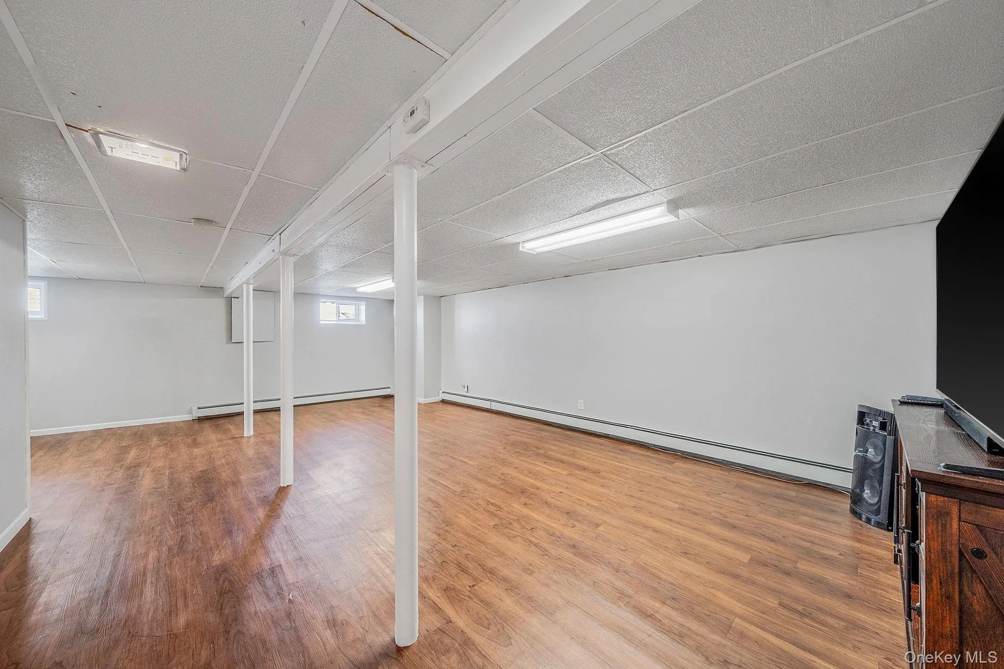81 Dollard Drive, Babylon, NY, 5 Bedrooms Bedrooms, 9 Rooms Rooms,2 BathroomsBathrooms,Residential,For Rent,Dollard,0,979011 81 Dollard Drive, Babylon, NY, 5 Bedrooms Bedrooms, 9 Rooms Rooms,2 BathroomsBathrooms,Residential,For Rent,Dollard,0,979011