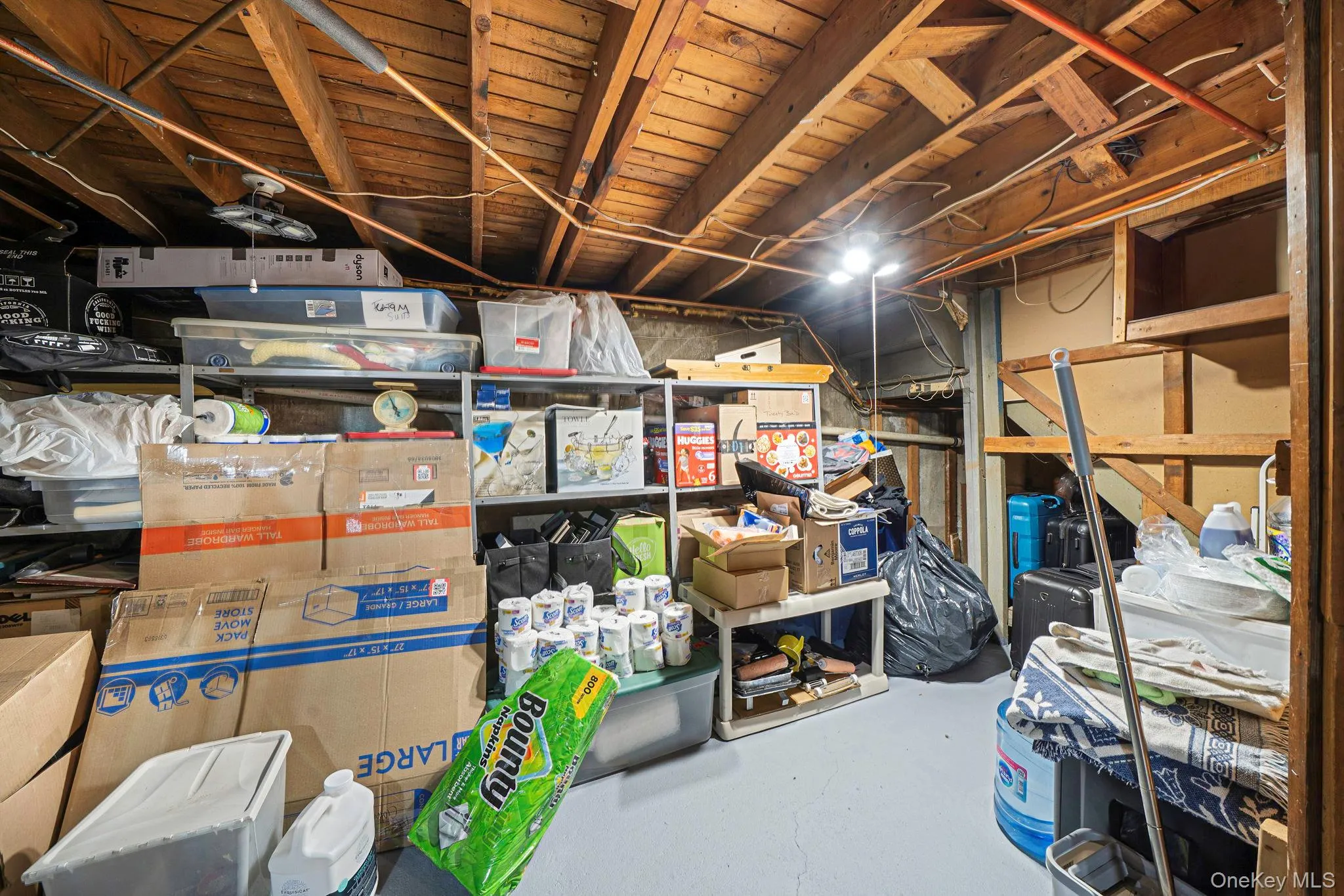 81 Dollard Drive, Babylon, NY, 5 Bedrooms Bedrooms, 9 Rooms Rooms,2 BathroomsBathrooms,Residential,For Rent,Dollard,0,979011 81 Dollard Drive, Babylon, NY, 5 Bedrooms Bedrooms, 9 Rooms Rooms,2 BathroomsBathrooms,Residential,For Rent,Dollard,0,979011