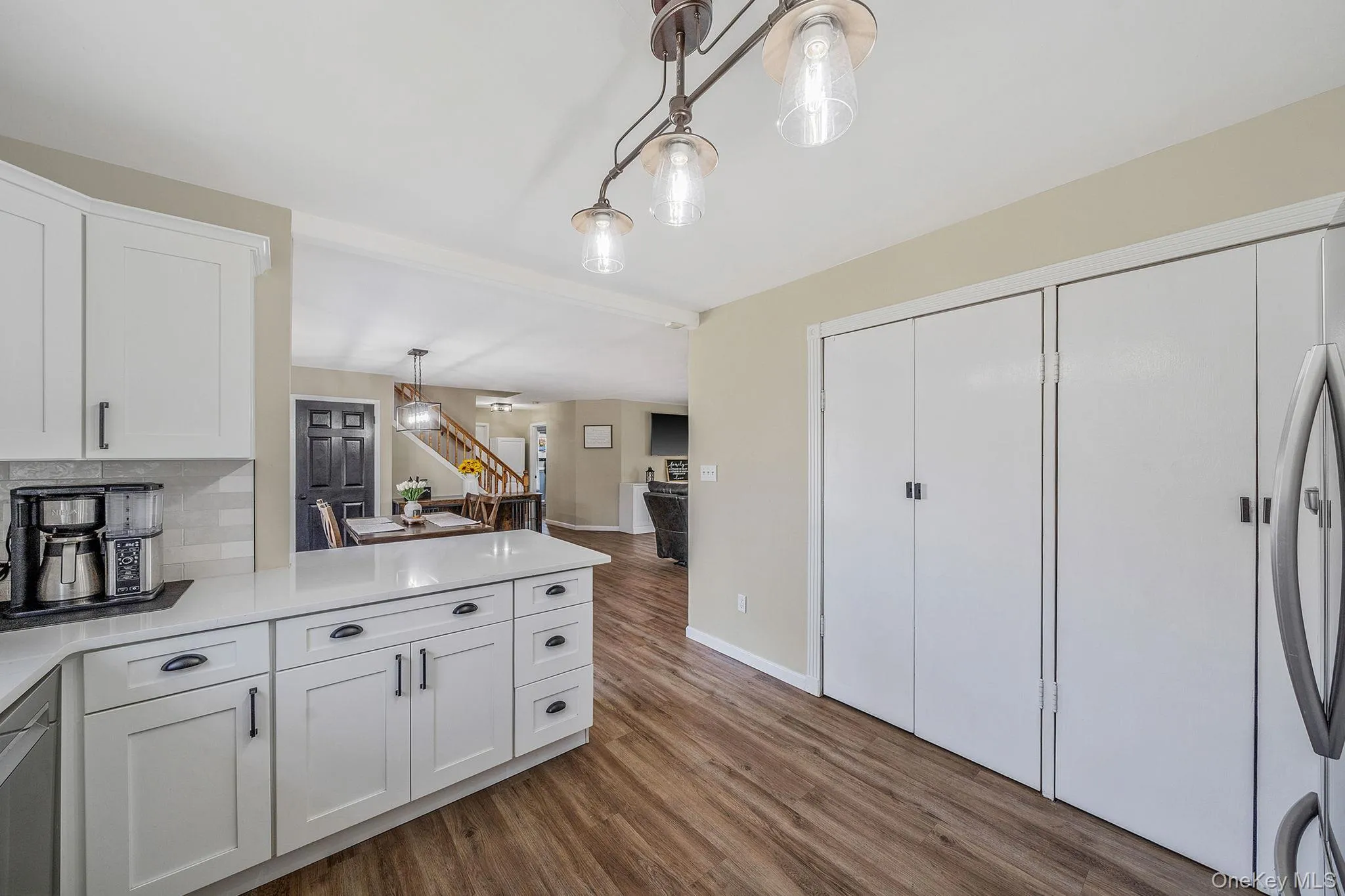 81 Dollard Drive, Babylon, NY, 5 Bedrooms Bedrooms, 9 Rooms Rooms,2 BathroomsBathrooms,Residential,For Rent,Dollard,0,979011 81 Dollard Drive, Babylon, NY, 5 Bedrooms Bedrooms, 9 Rooms Rooms,2 BathroomsBathrooms,Residential,For Rent,Dollard,0,979011